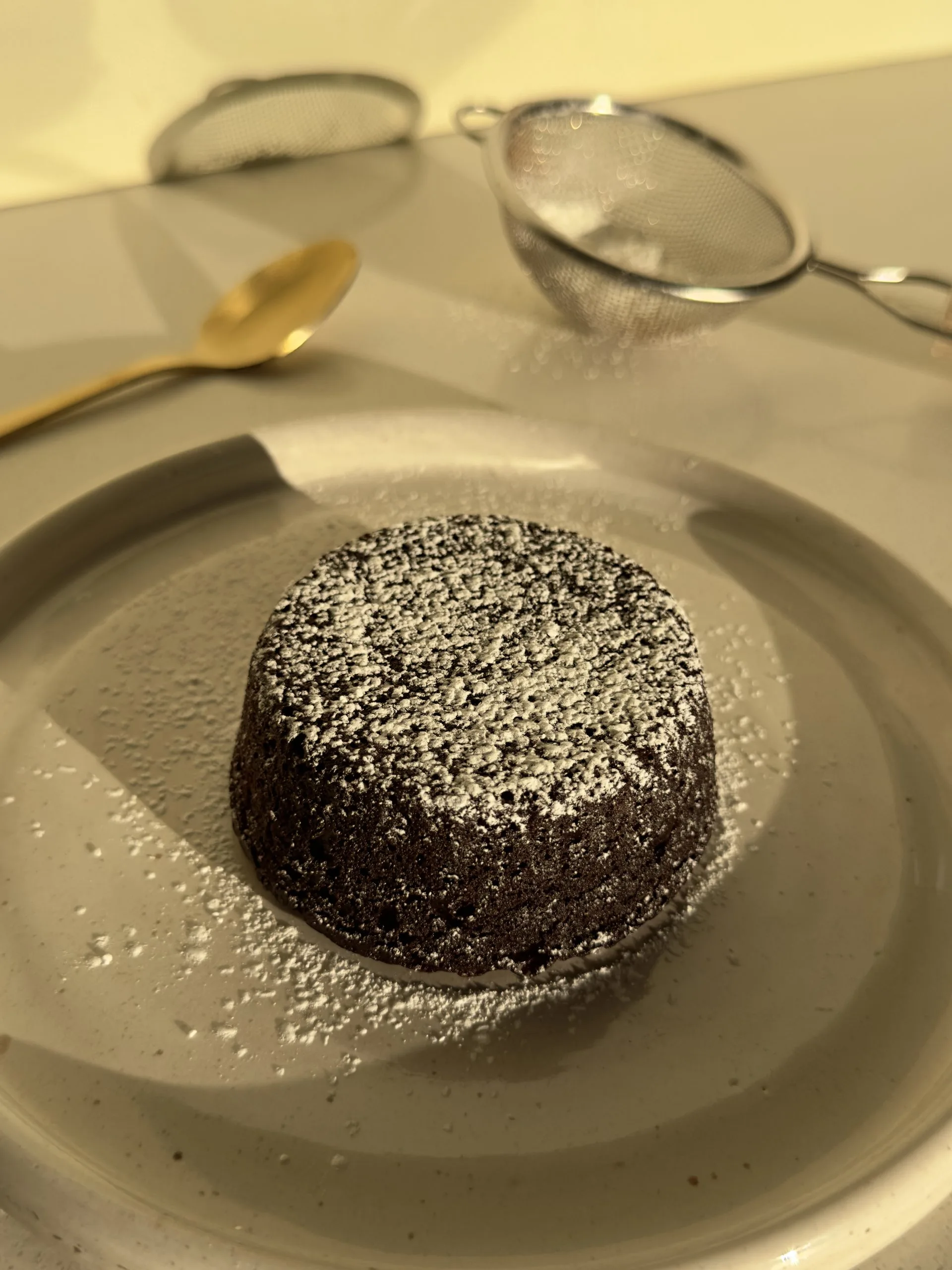 single-serve-chocolate-lava-cake