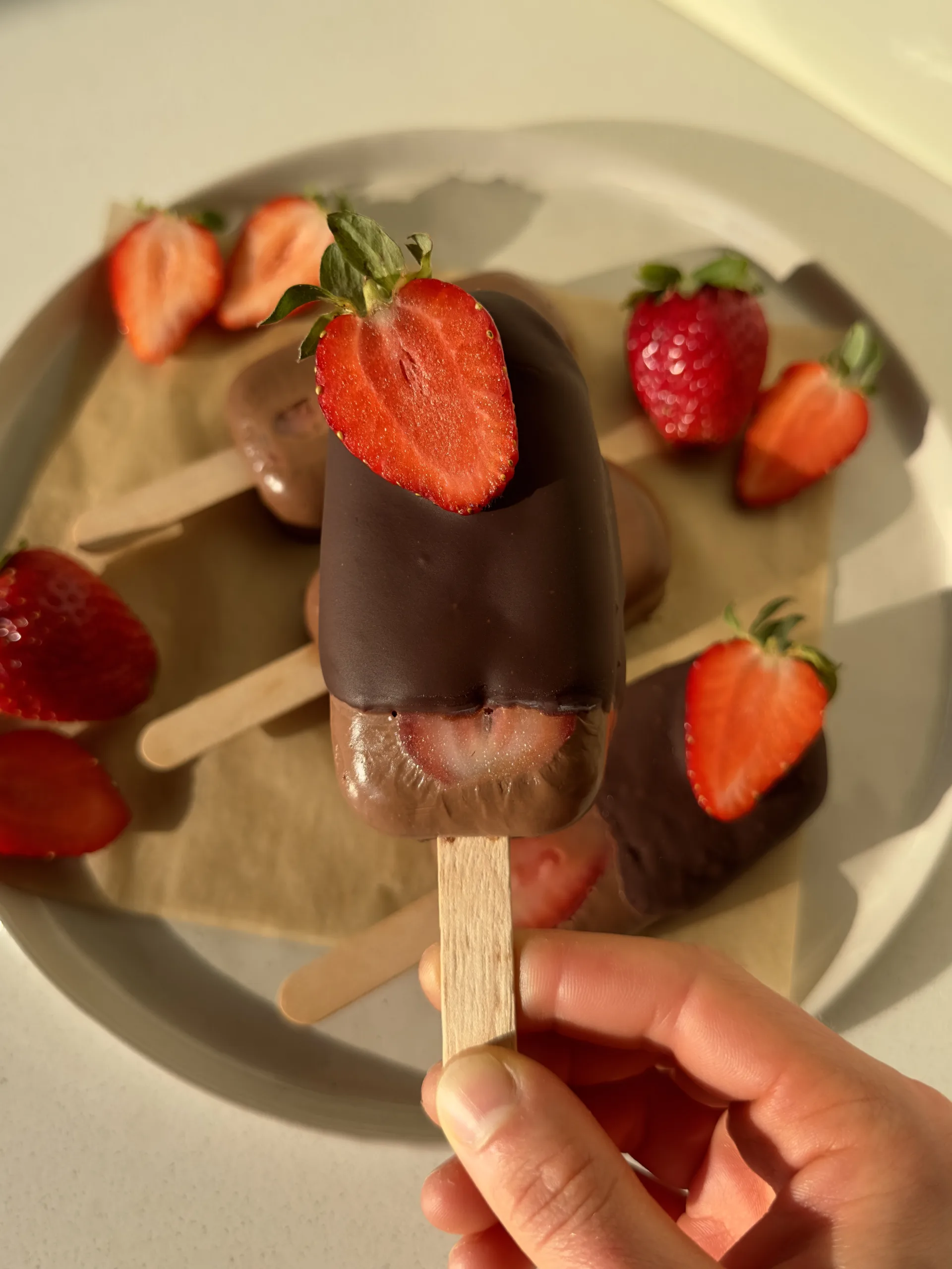 2-ingredient-chocolate-popsicles-or-high-protein-recipe!