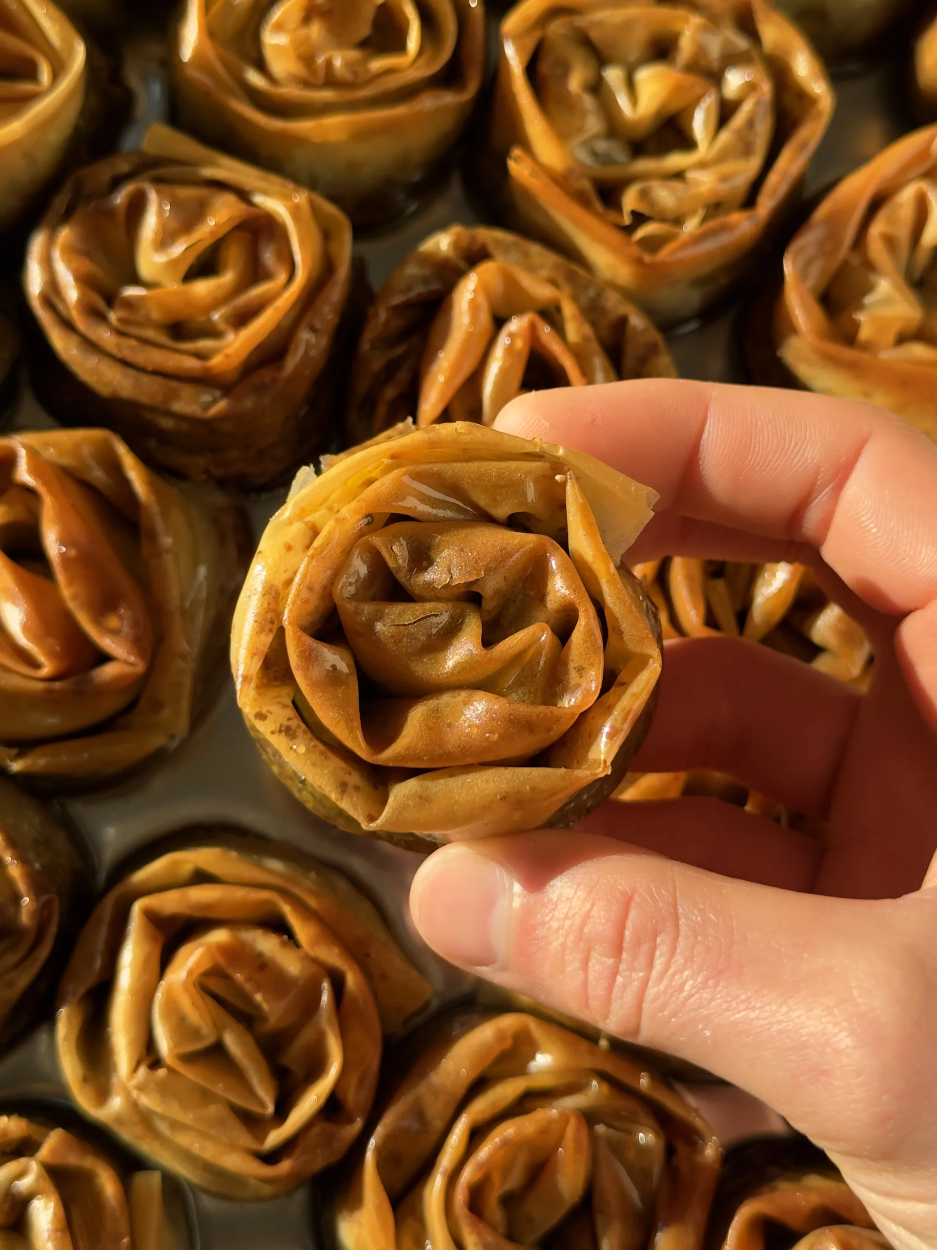 pistachio-baklava-roses