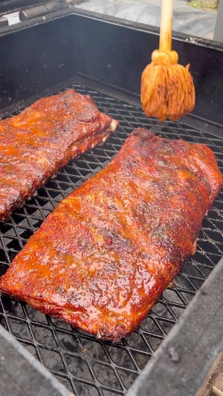 hot-and-fast-spare-ribs-with-a-mop-sauce