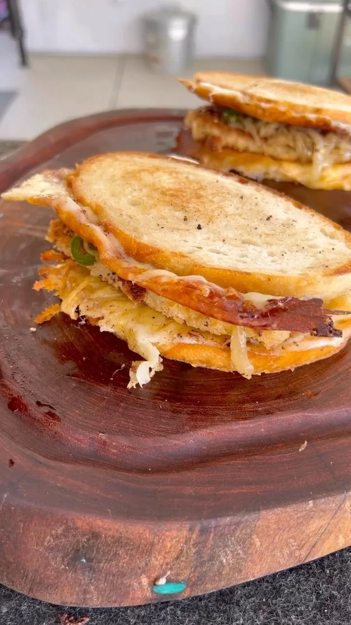 crispy-pork-chop-sandwich
