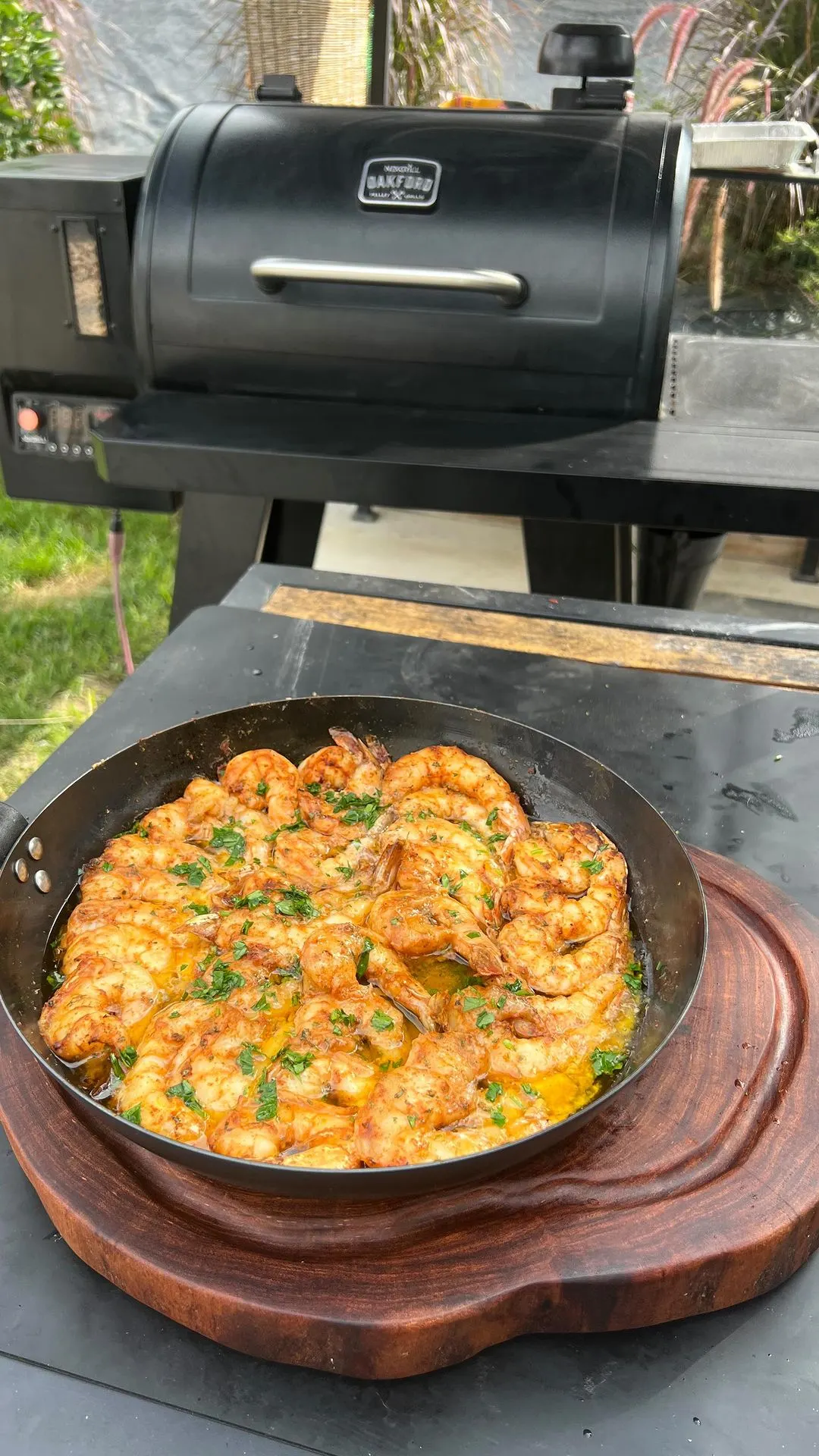 smoked-garlic-butter-shrimp