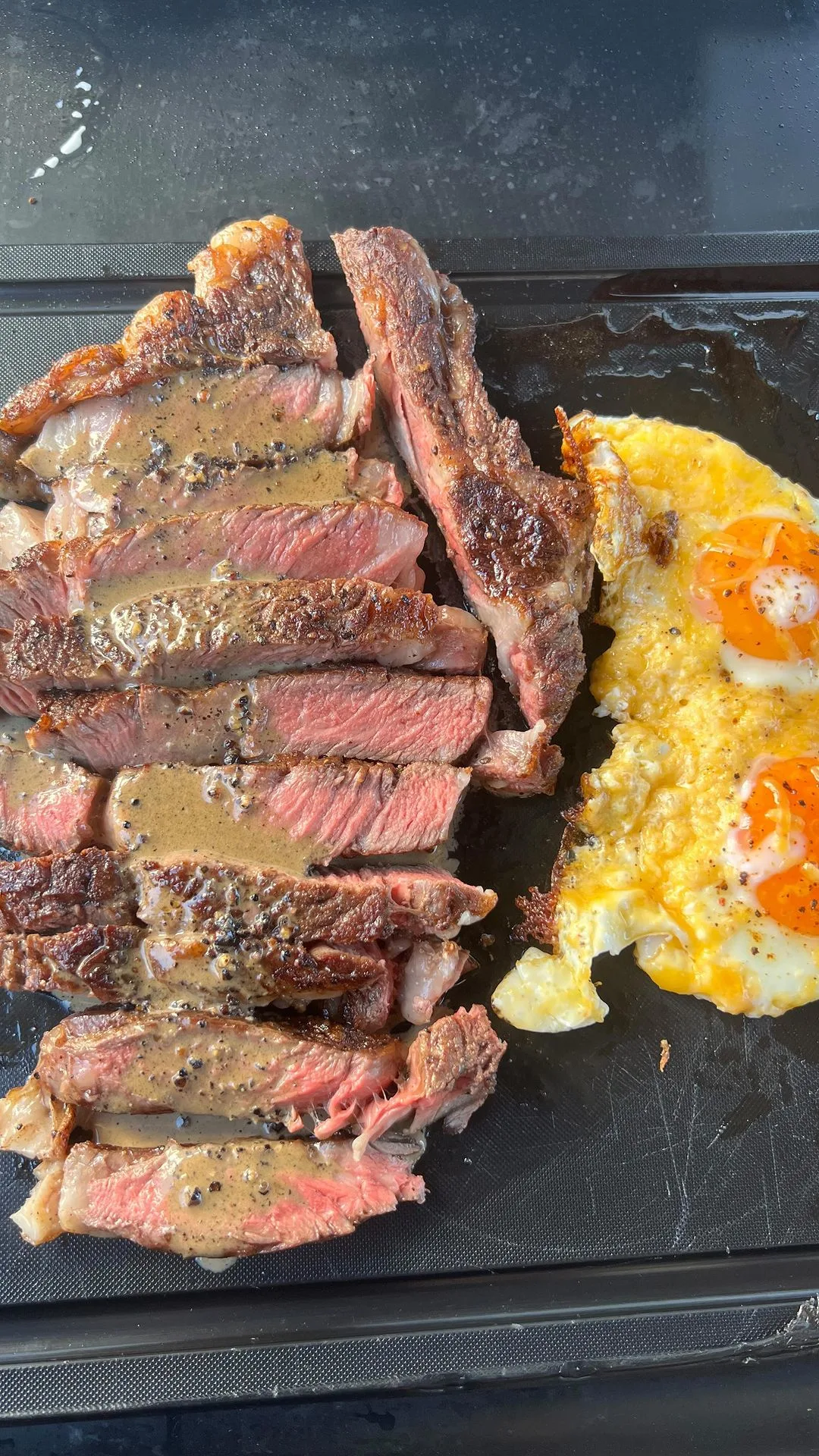 steak-and-eggs-for-breakfast-with-a-peppercorn-sauce