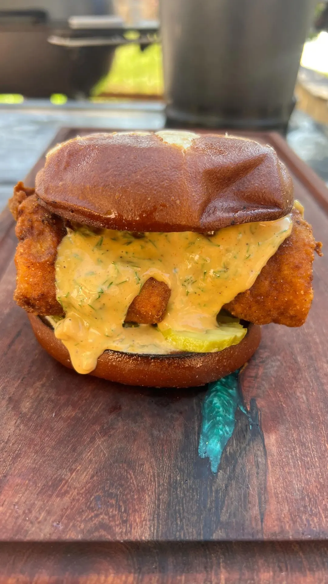 fried-cod-fish-sandwich-with-a-dill-aioli-sauce