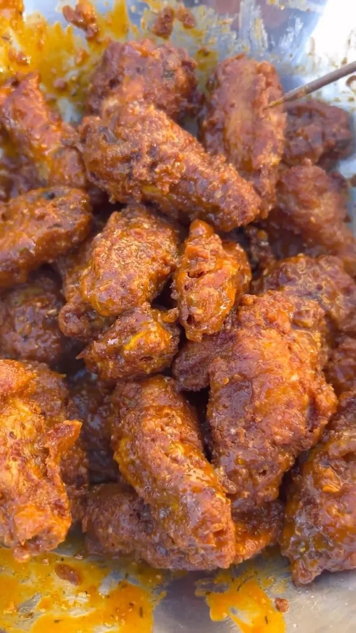 pickle-juice-and-hot-sauce-double-fried-chicken-wings