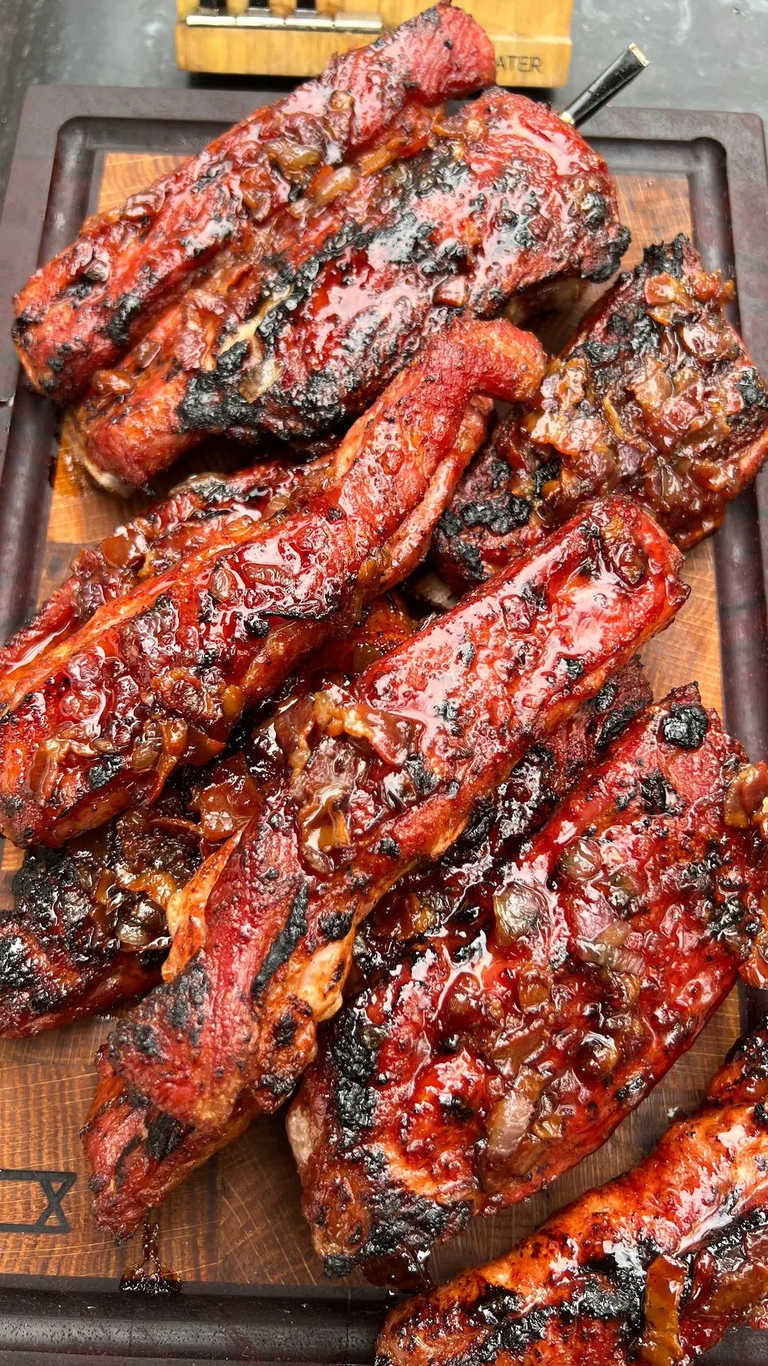bacon-jam-hot-and-fast-pork-ribs-with-@meatermade