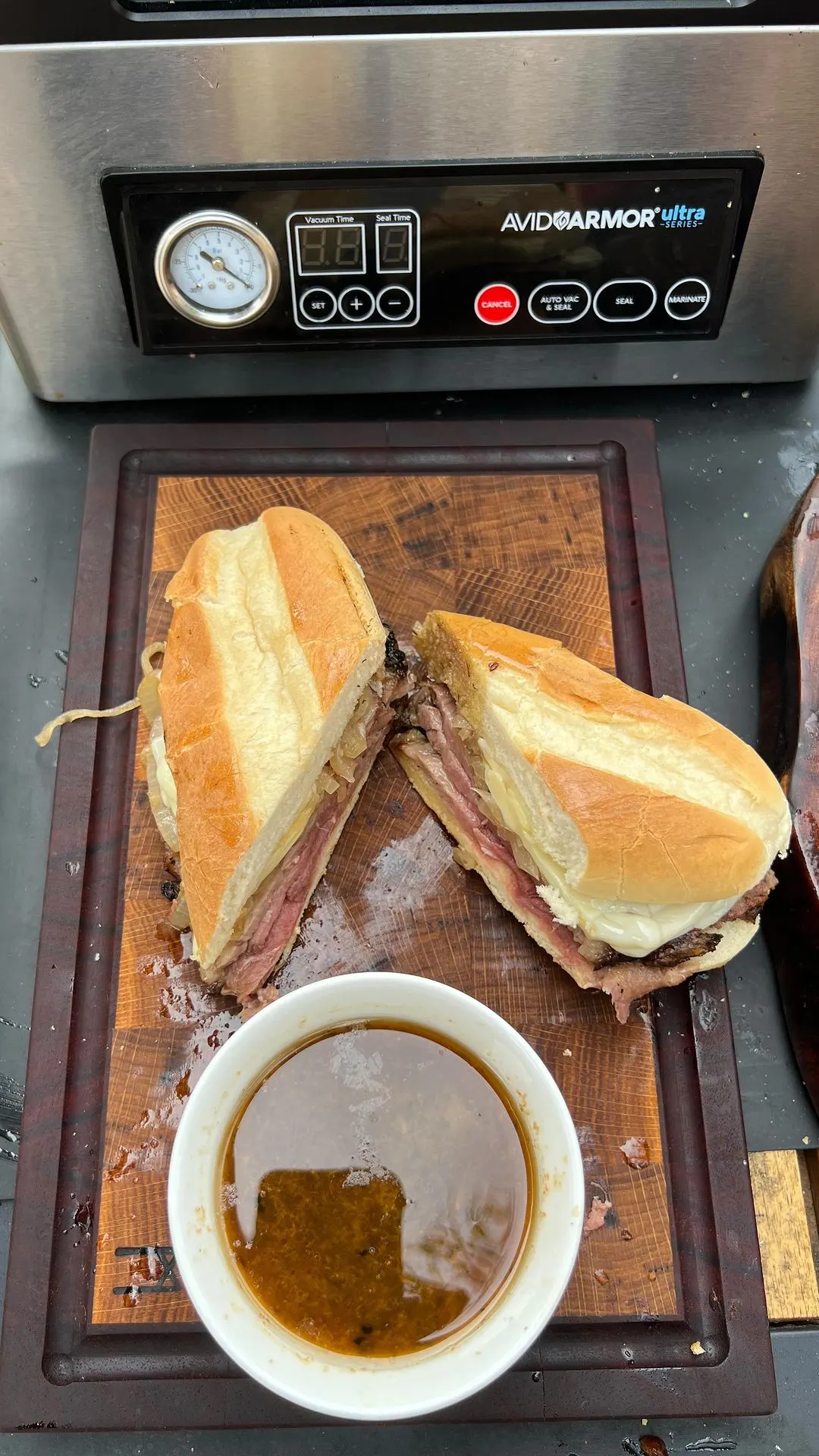 easy-and-delicious-french-dip-sandwich