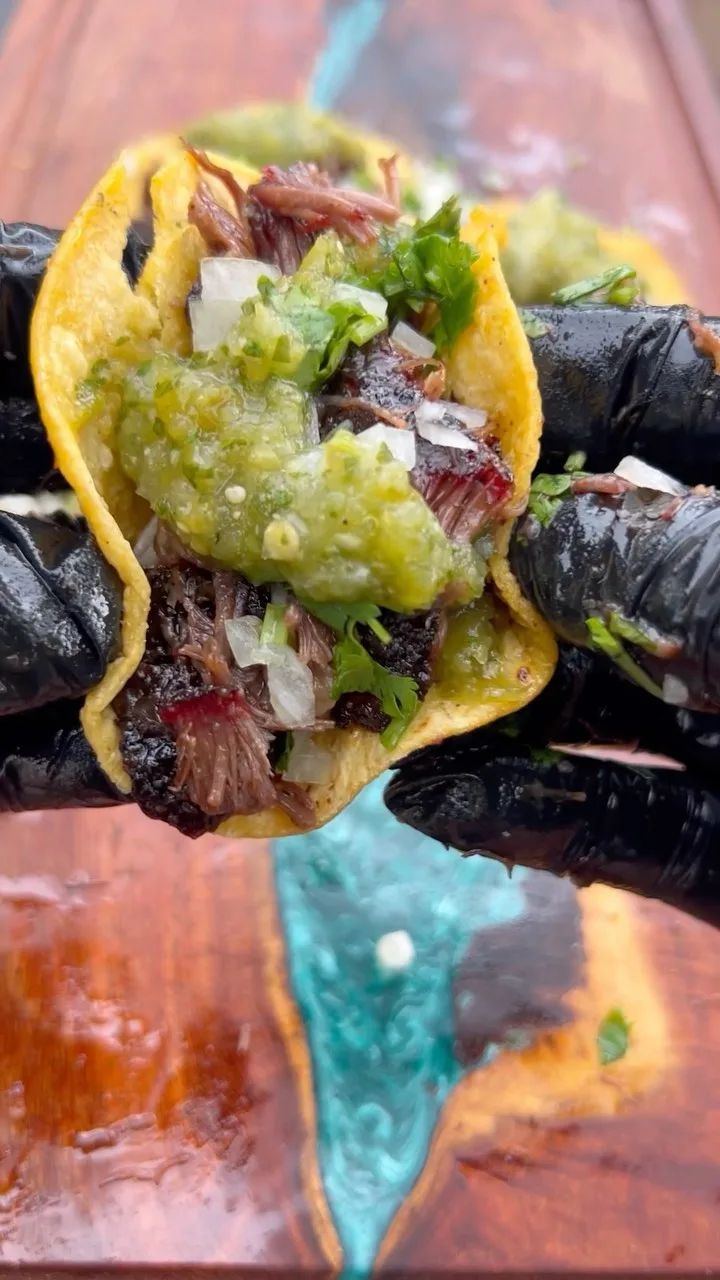 smoked-beef-cheek-tacos-with-smoked-salsa-verde