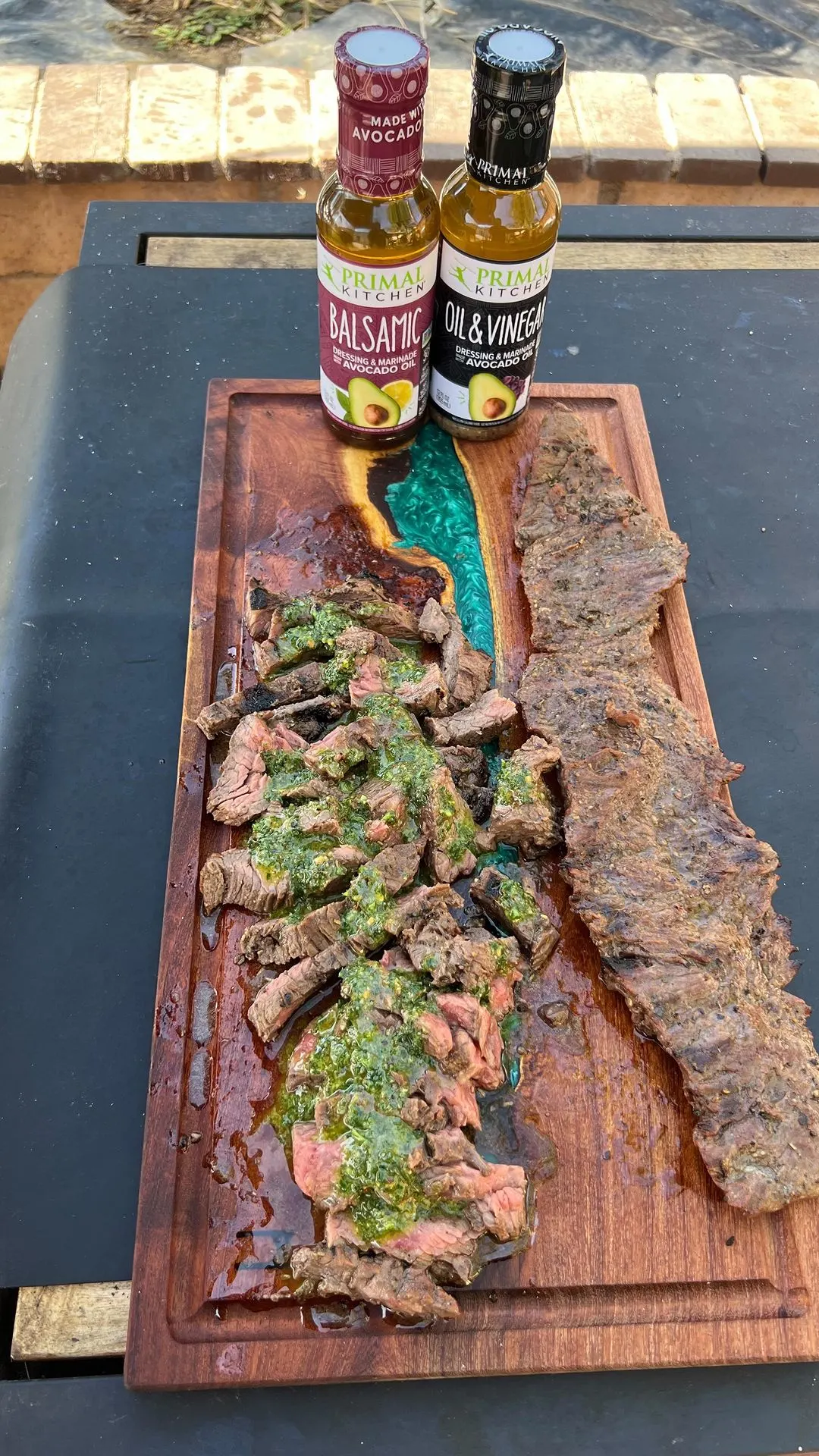 balsamic-marinaded-skirt-steaks-with-primal-kitchen