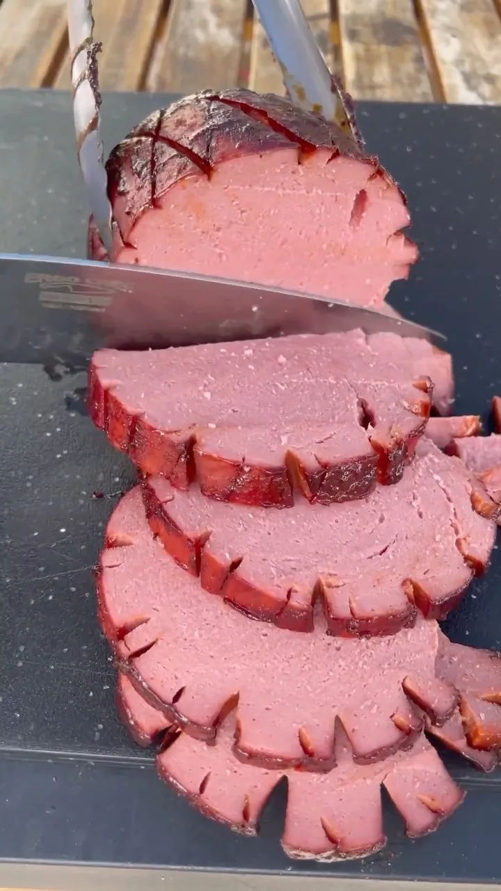 smoked-and-fried-bologna-sandwich