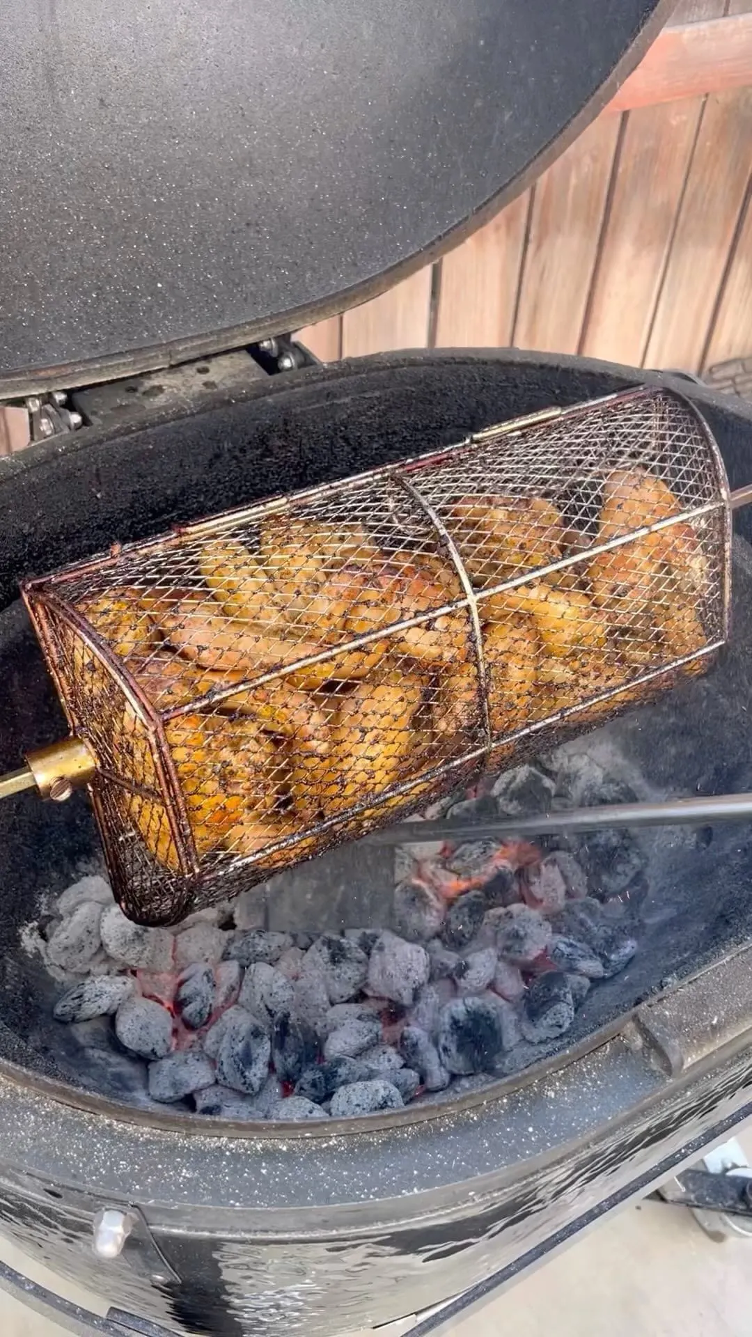 garlic-lime-rotisserie-chicken-wings