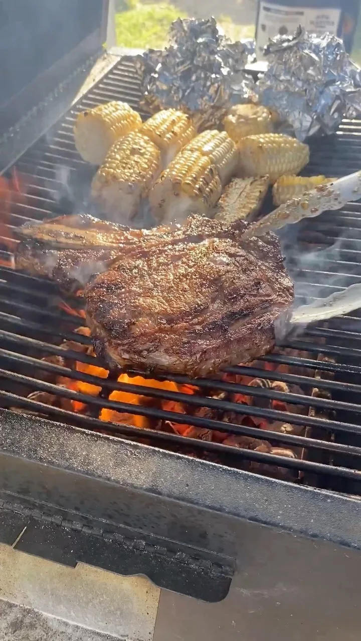 grilled-ribeye-corn-and-onions