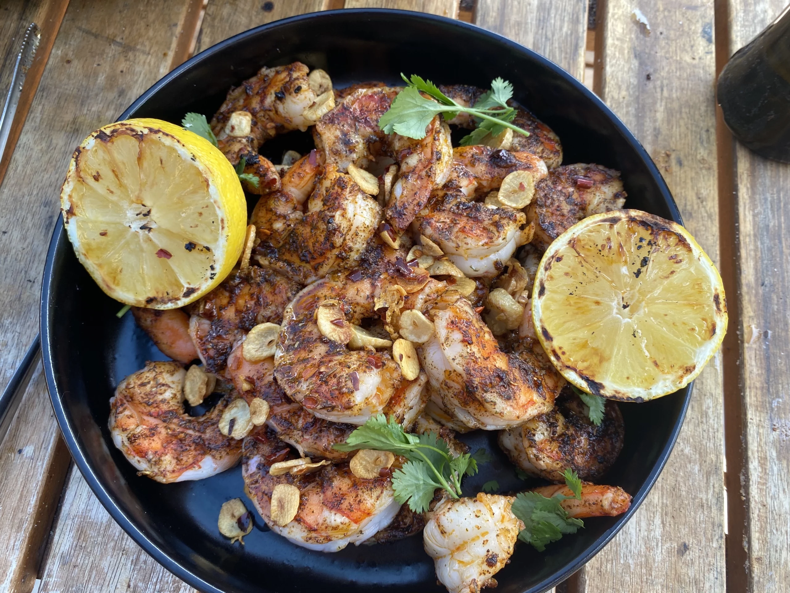grilled-jumbo-shrimp-with-crispy-garlic-chips