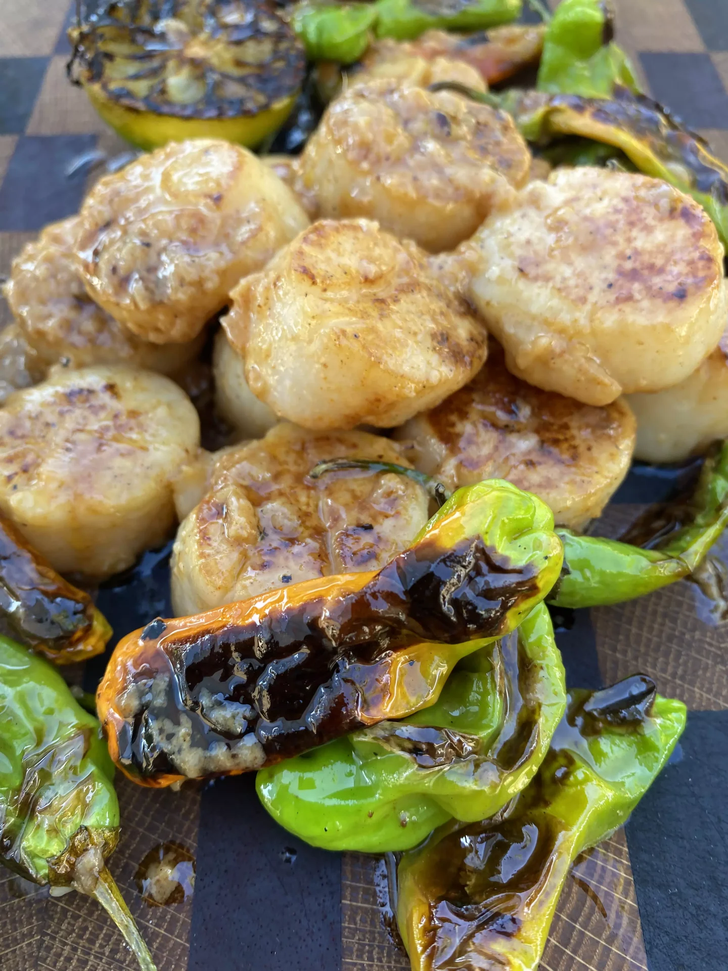 chile-y-limon-buttery-scallops