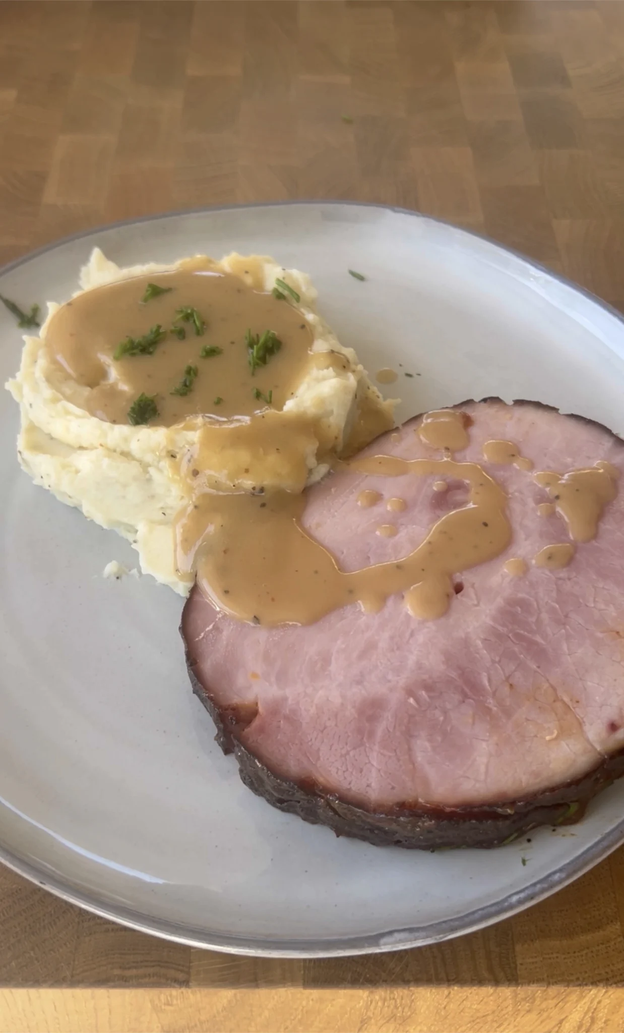 smoked-honey-mustard-ham-and-mashed-potatoes-with-gravy-recipe