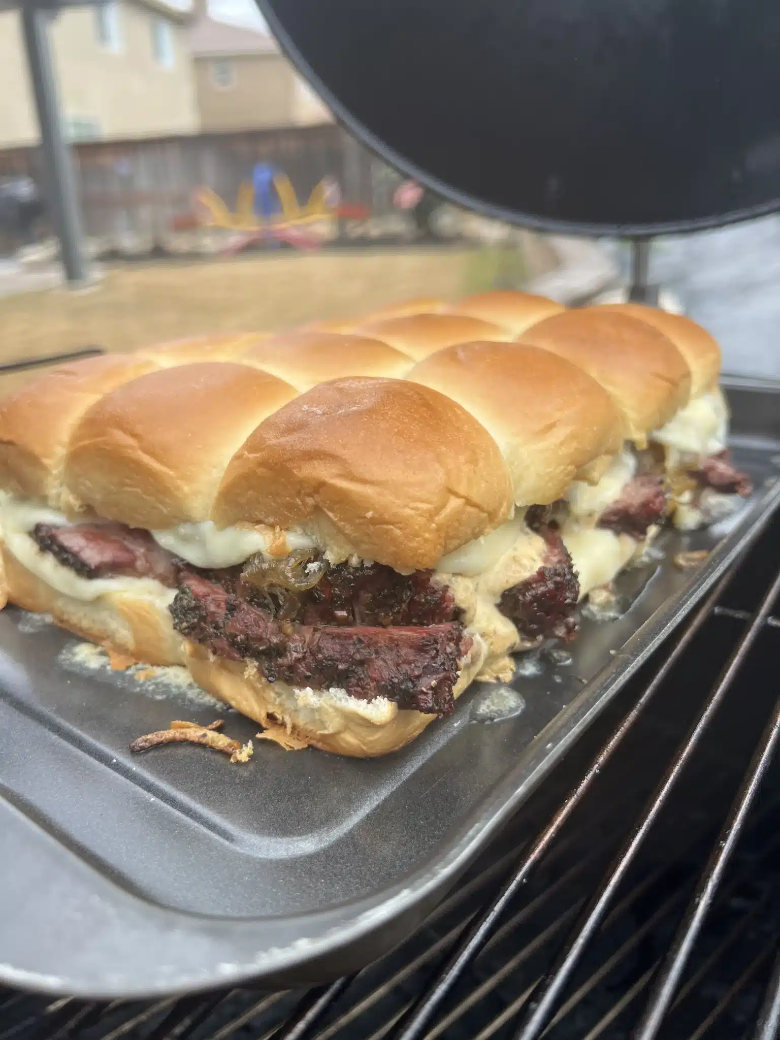 smoked-beef-tenderloin-sliders