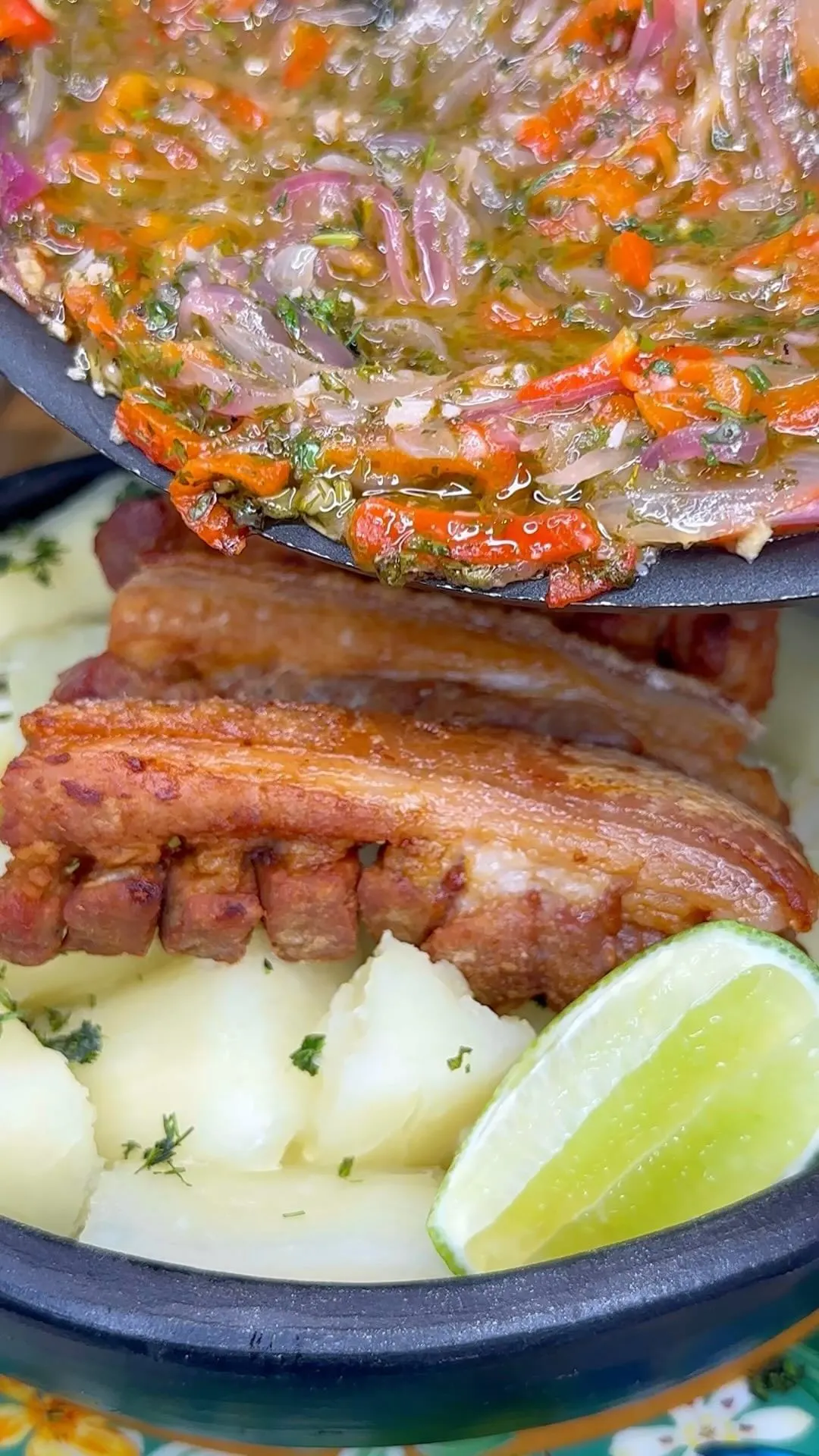 yuca-y-chicharron-al-mojo-yucca-and-pork-rinds-in-garlic-sauce