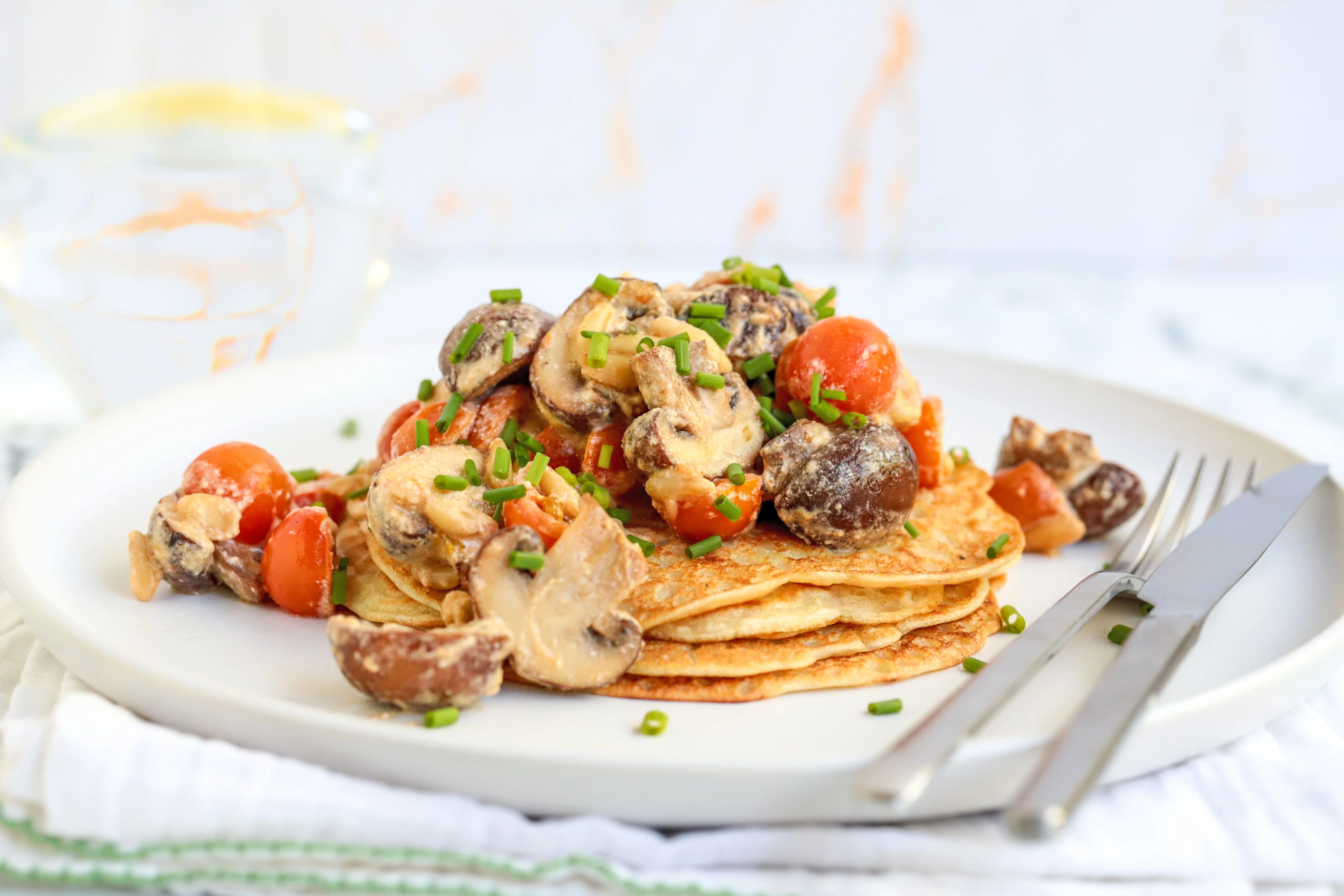 vegan-tomato-and-mushroom-pancakes
