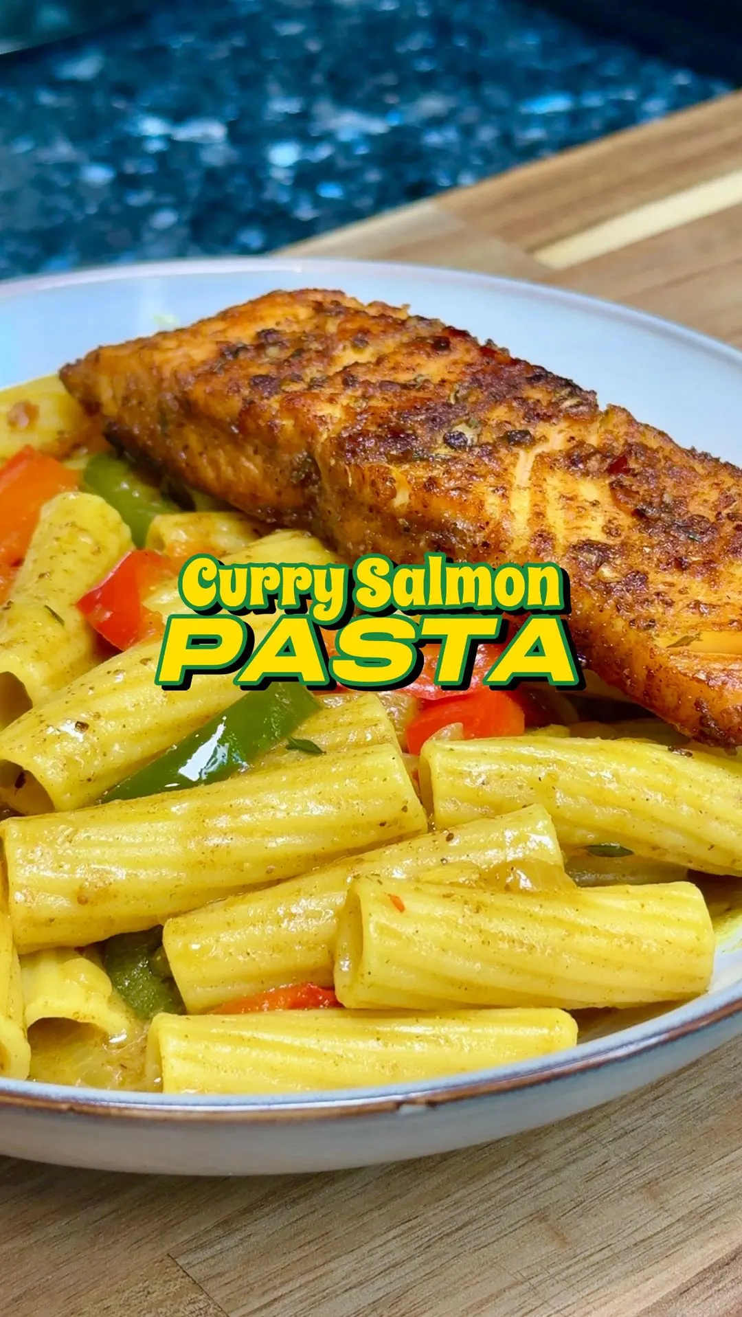 curry-salmon-pasta