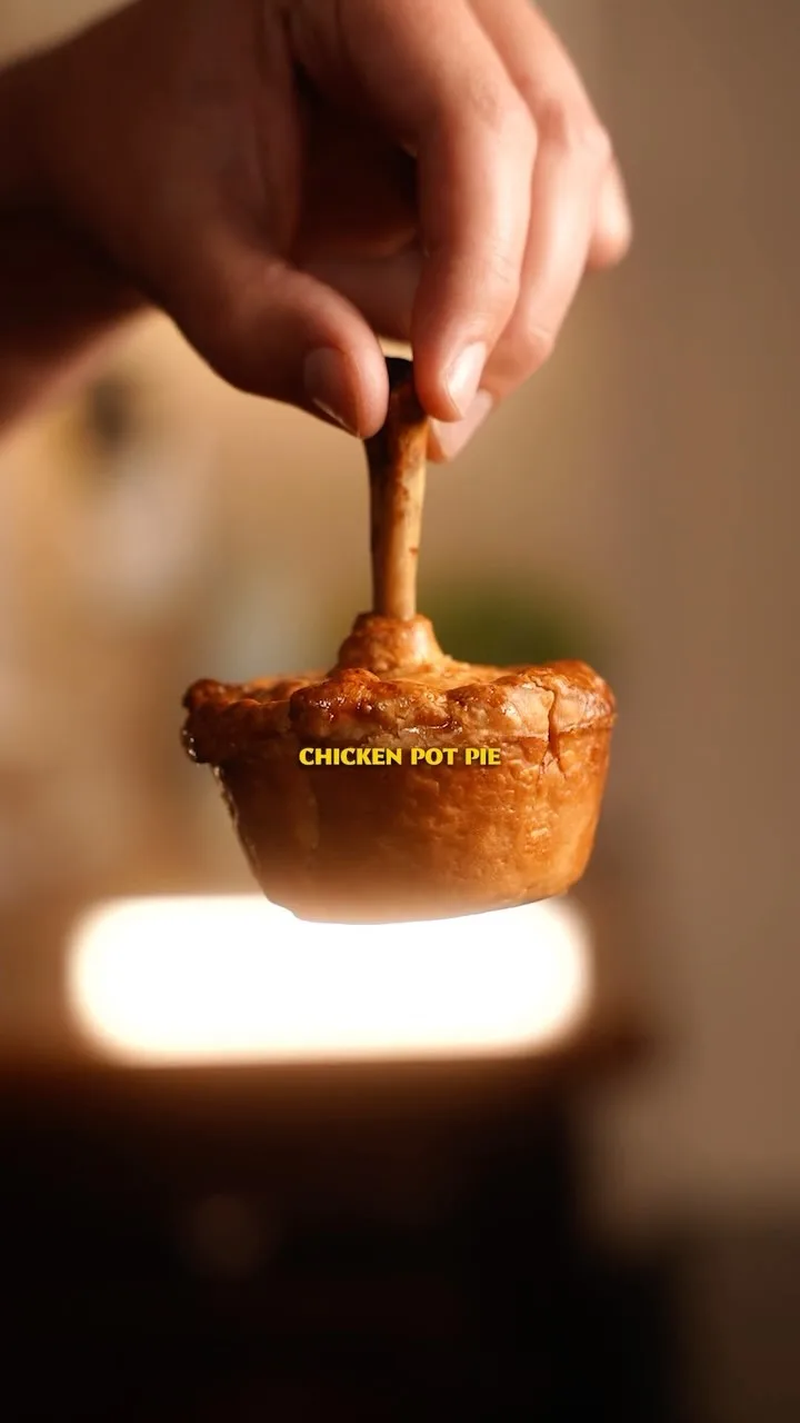 chicken-pot-pie-lollipop