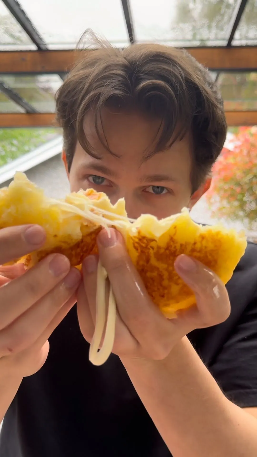 viral-cheesy-potato-pancakes