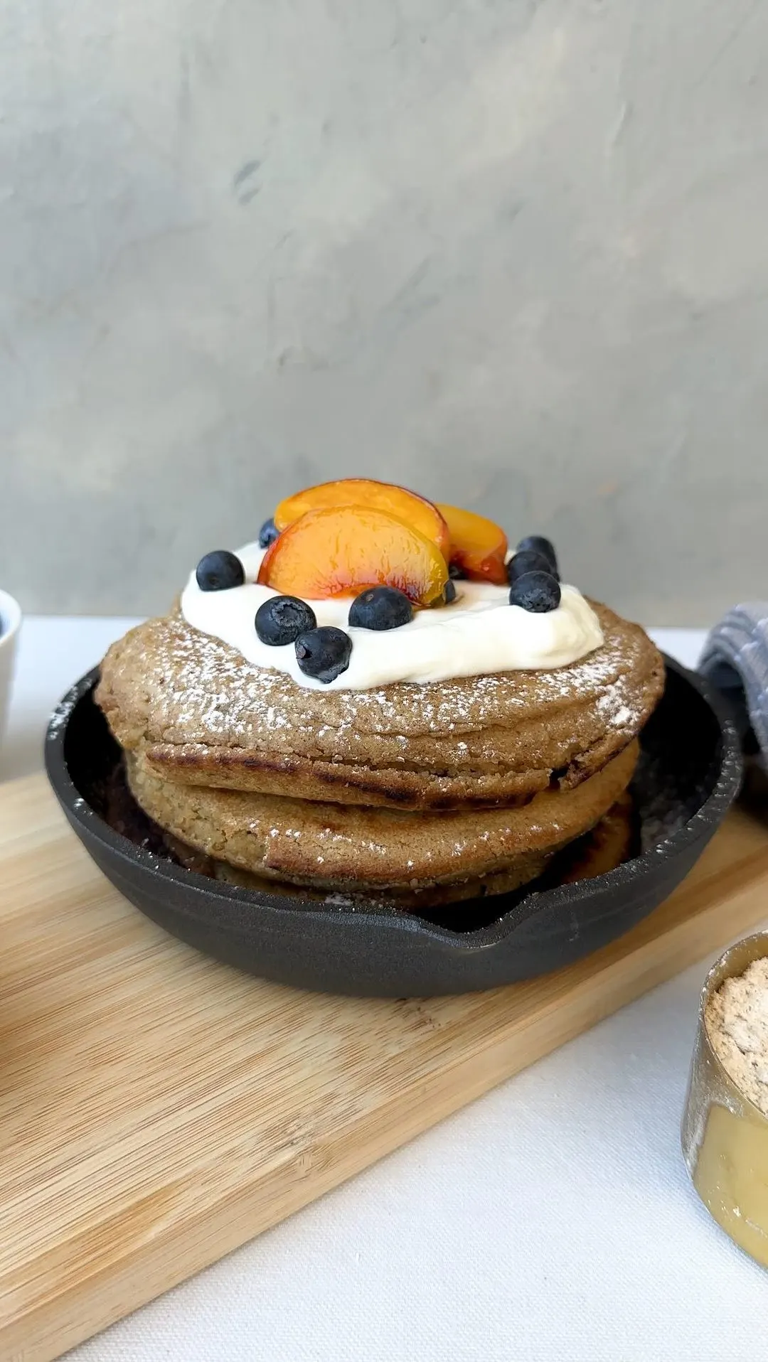 torre-de-pancakes-de-avena