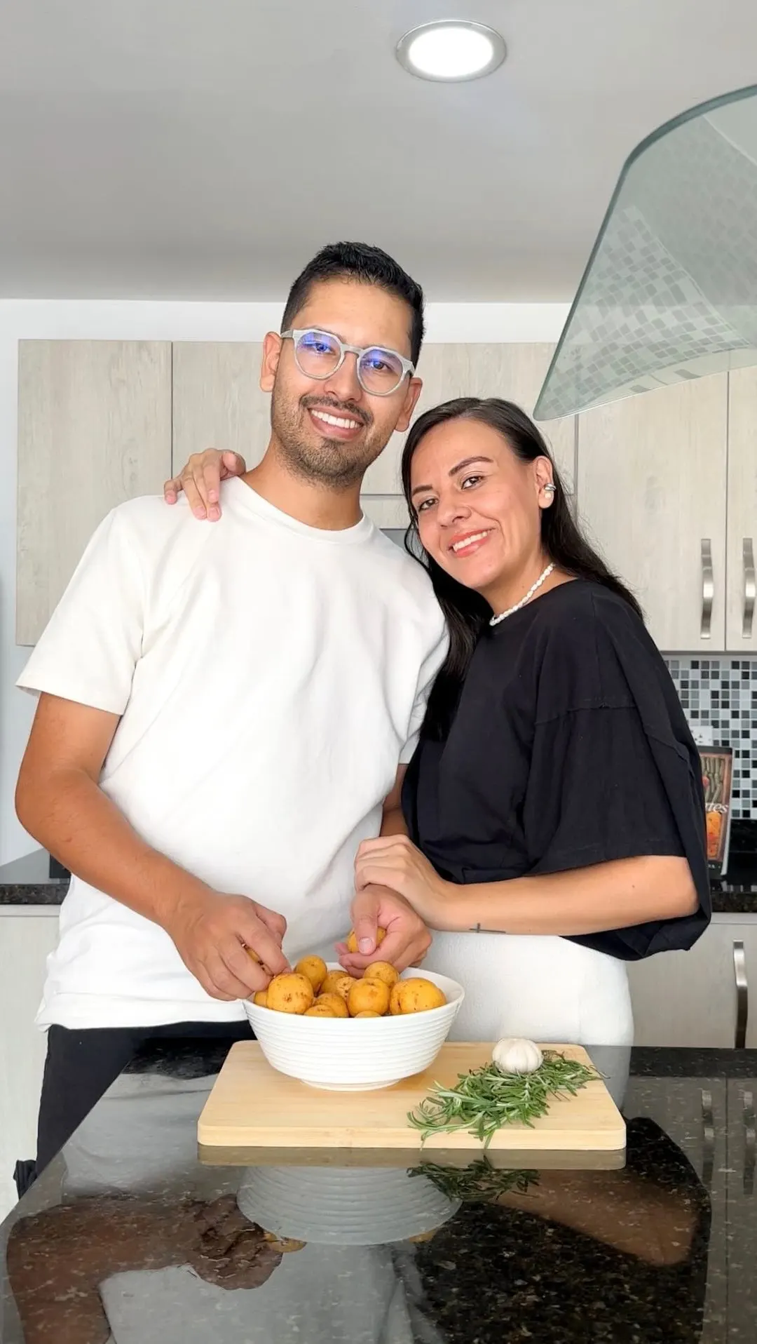papas-al-horno-con-salsa-de-yogurt
