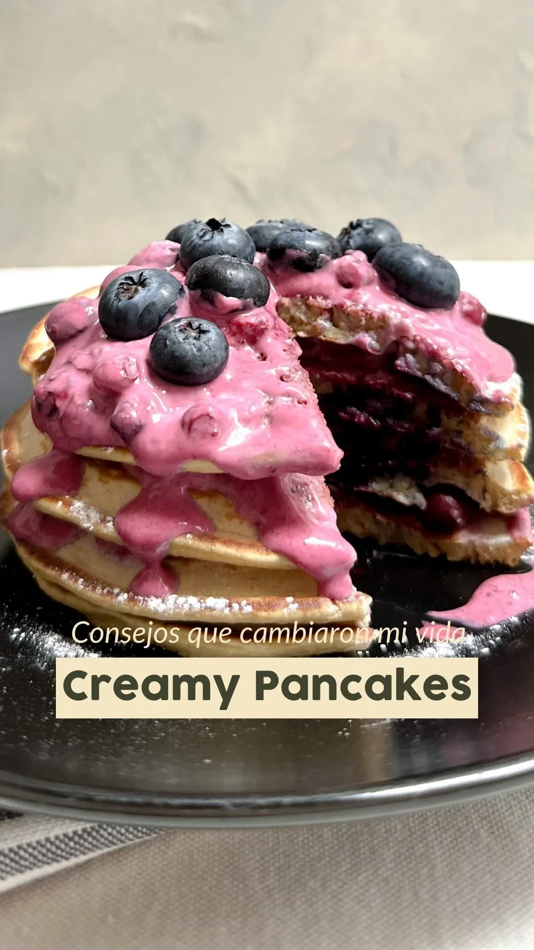 pancakes-con-salsa-de-frutos-rojos