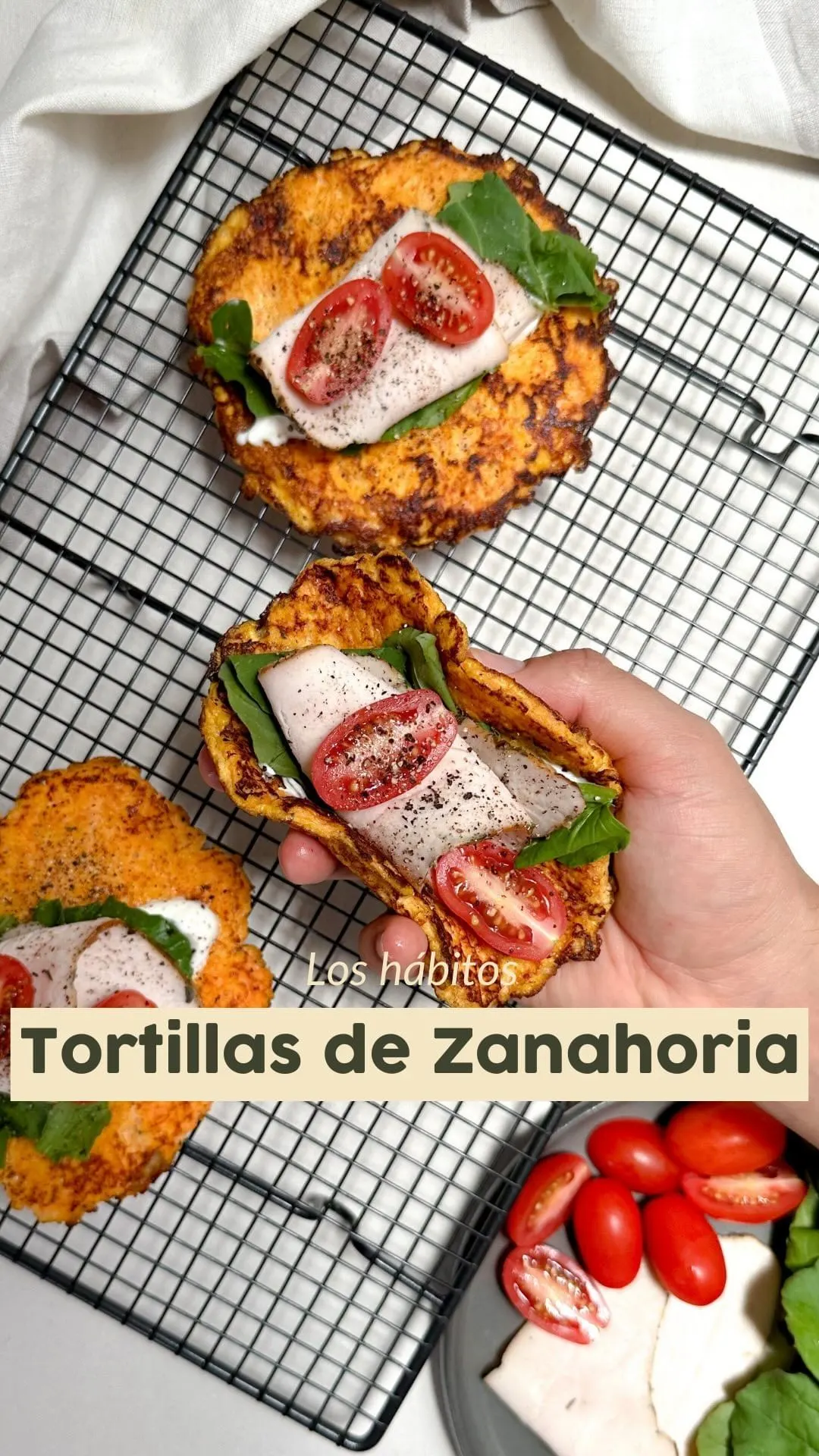 tortillas-de-zanahoria-con-queso-pepper-jack-y-pechuga-de-pavo