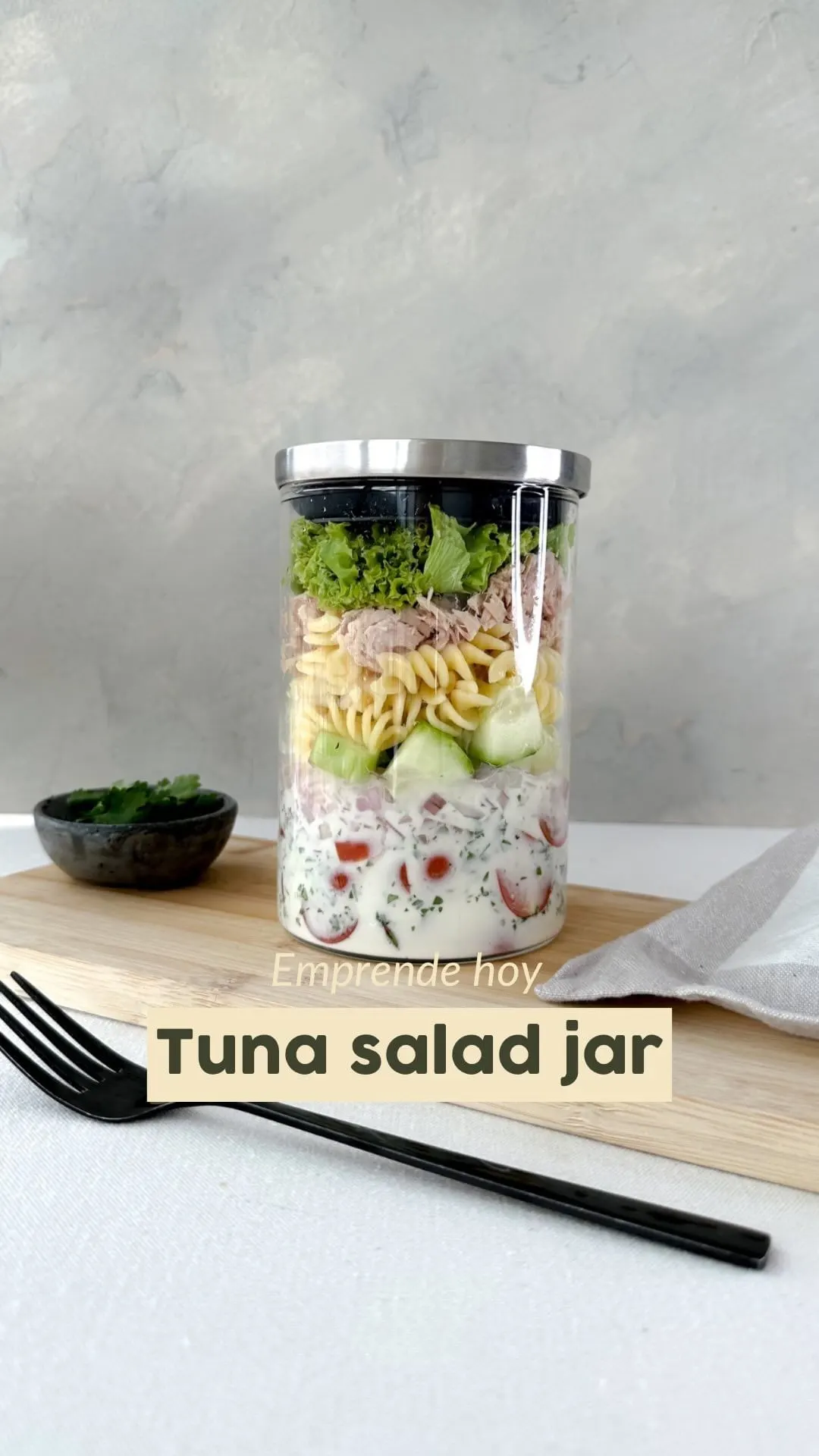 tuna-pasta-salad-jar-tuna-pasta-salad-jar