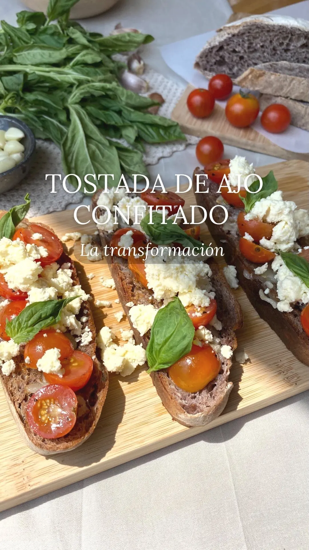 tostada-de-ajos-confitados