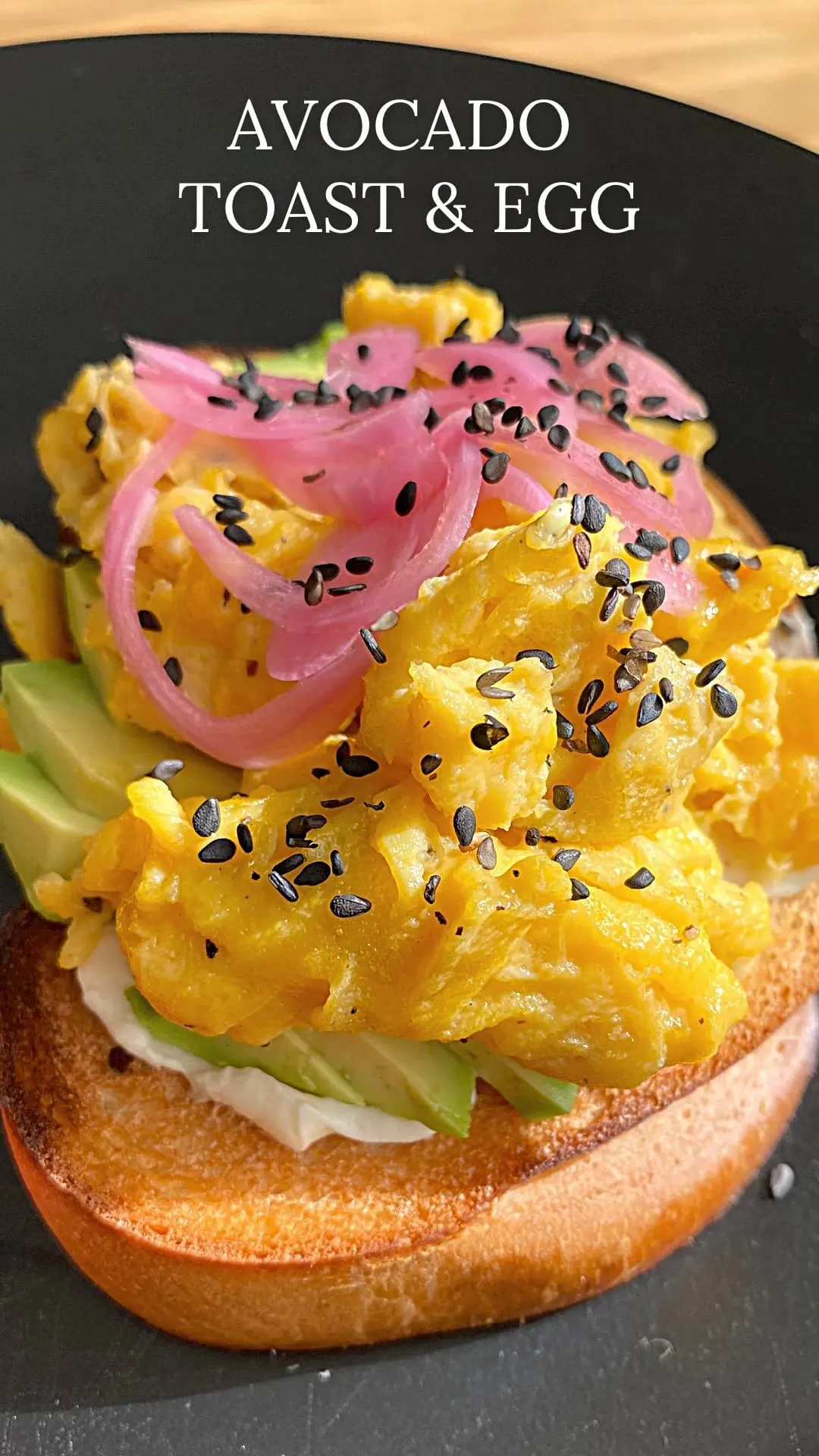 avocado-toast-and-egg