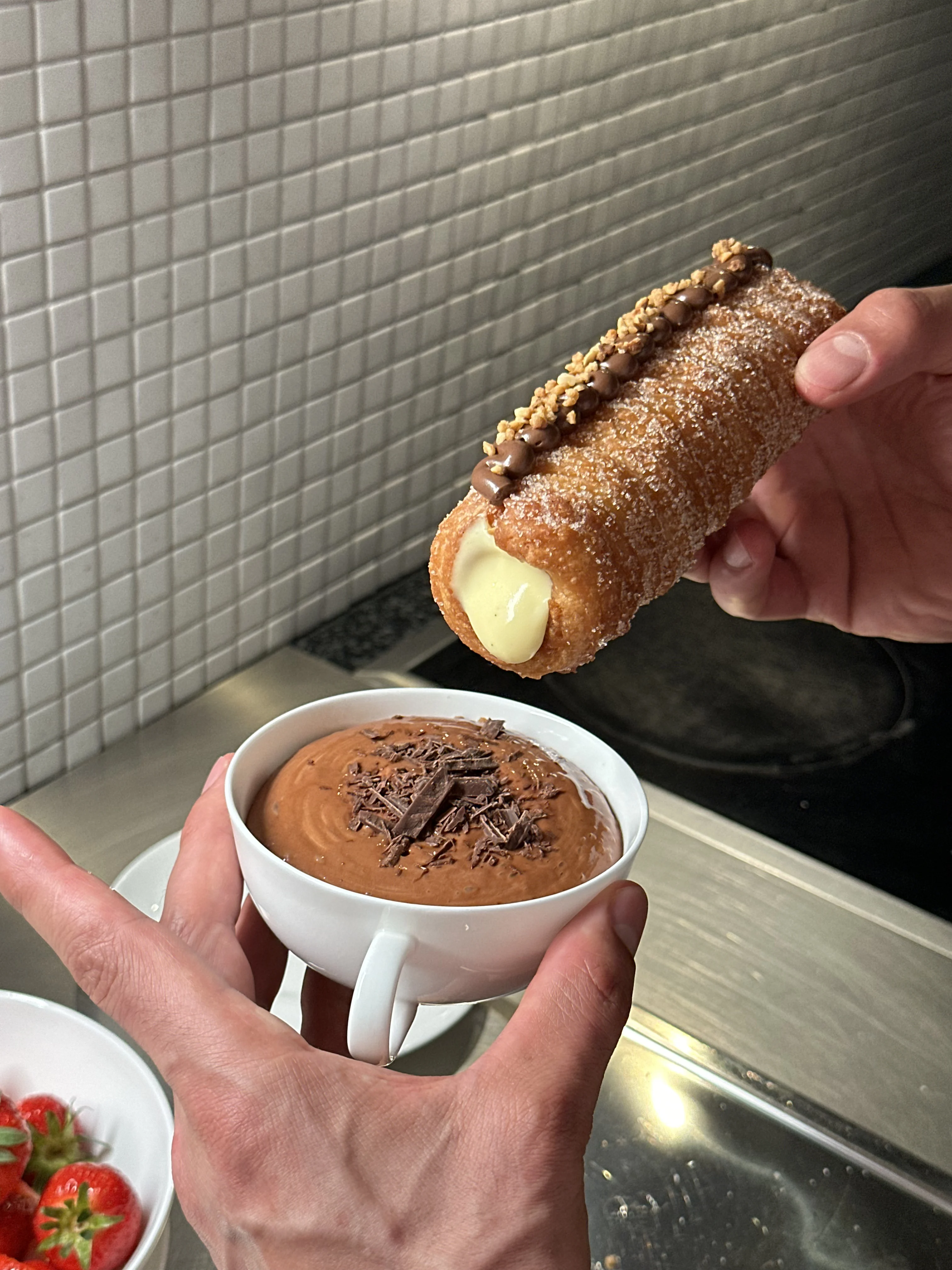 churro-cannoli-style-dessert
