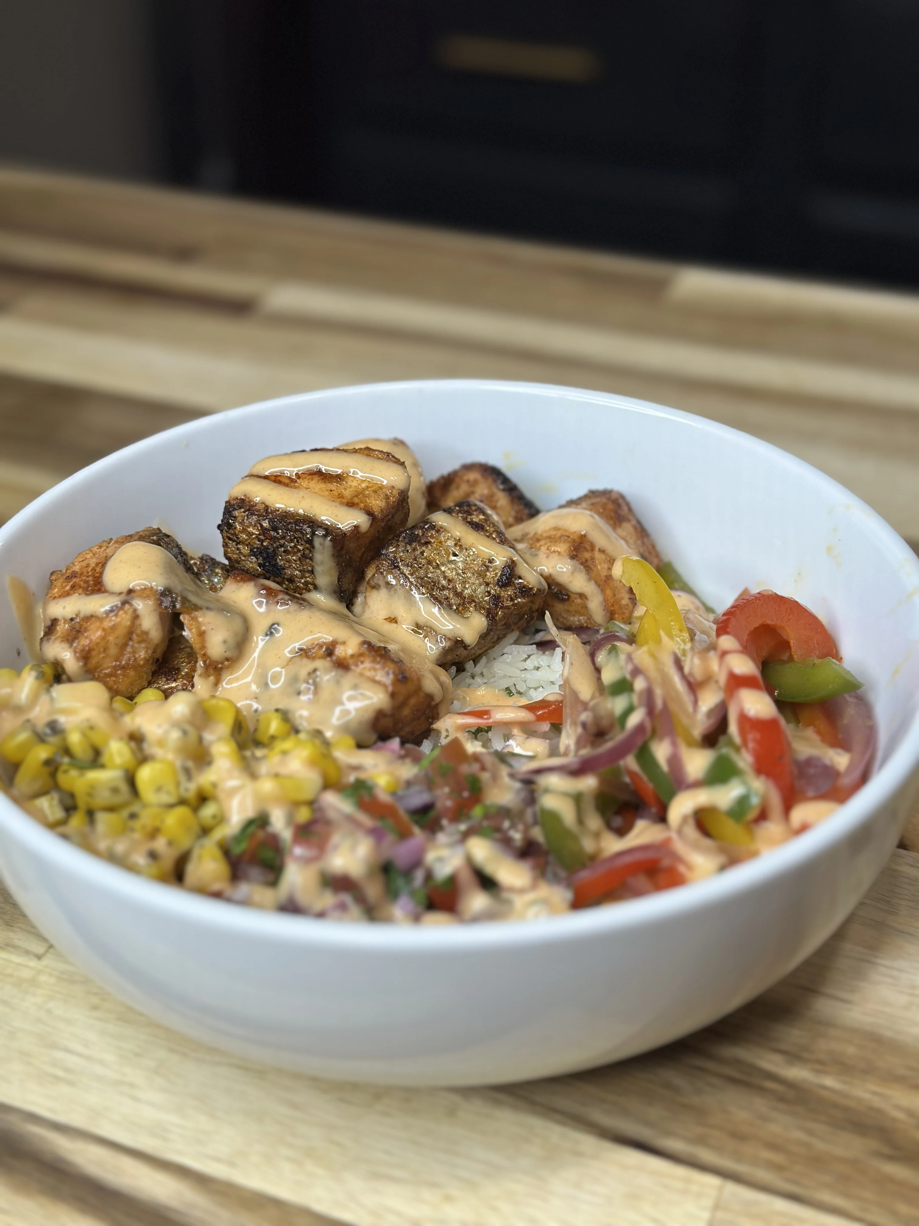 salmon-bowl-with-cilantro-lime-rice
