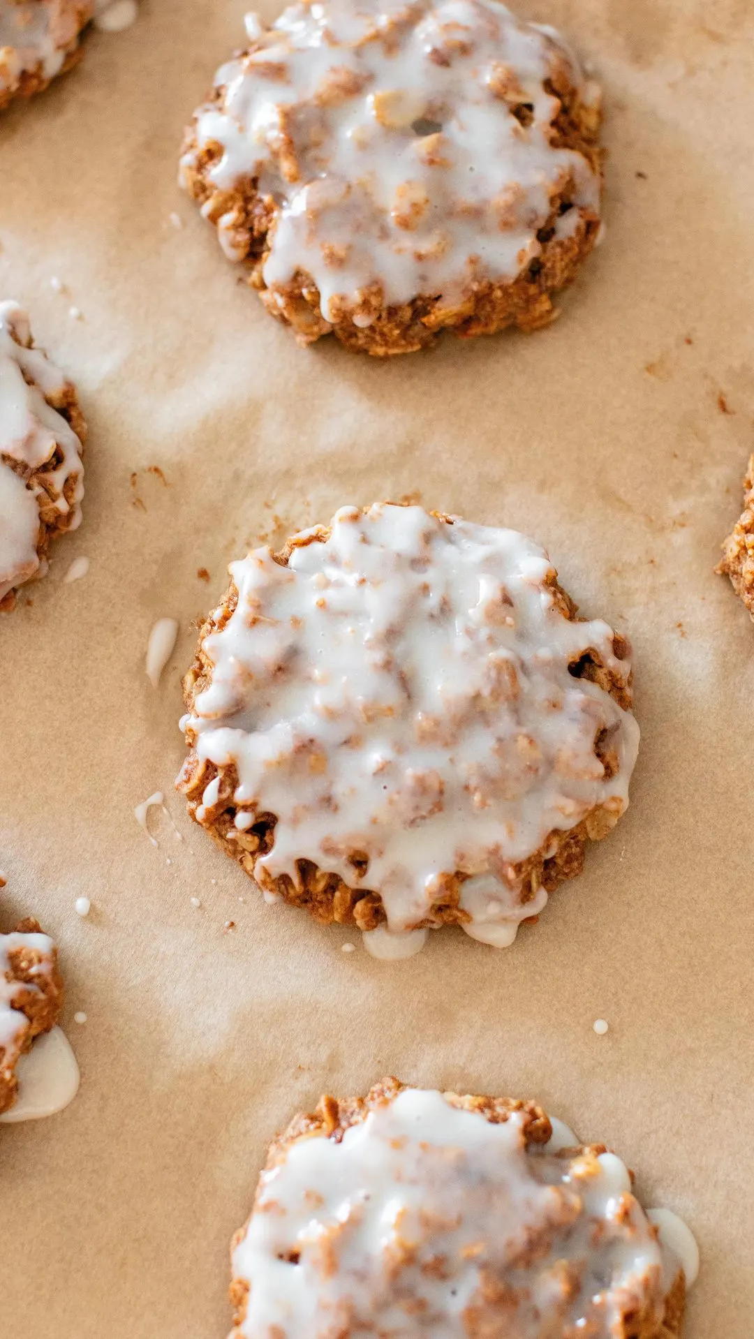 gingerbread-oatmeal-cookies