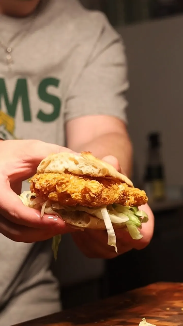 lemon-butter-chicken-sandwich
