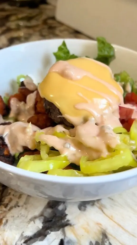10-minute-burger-bowl