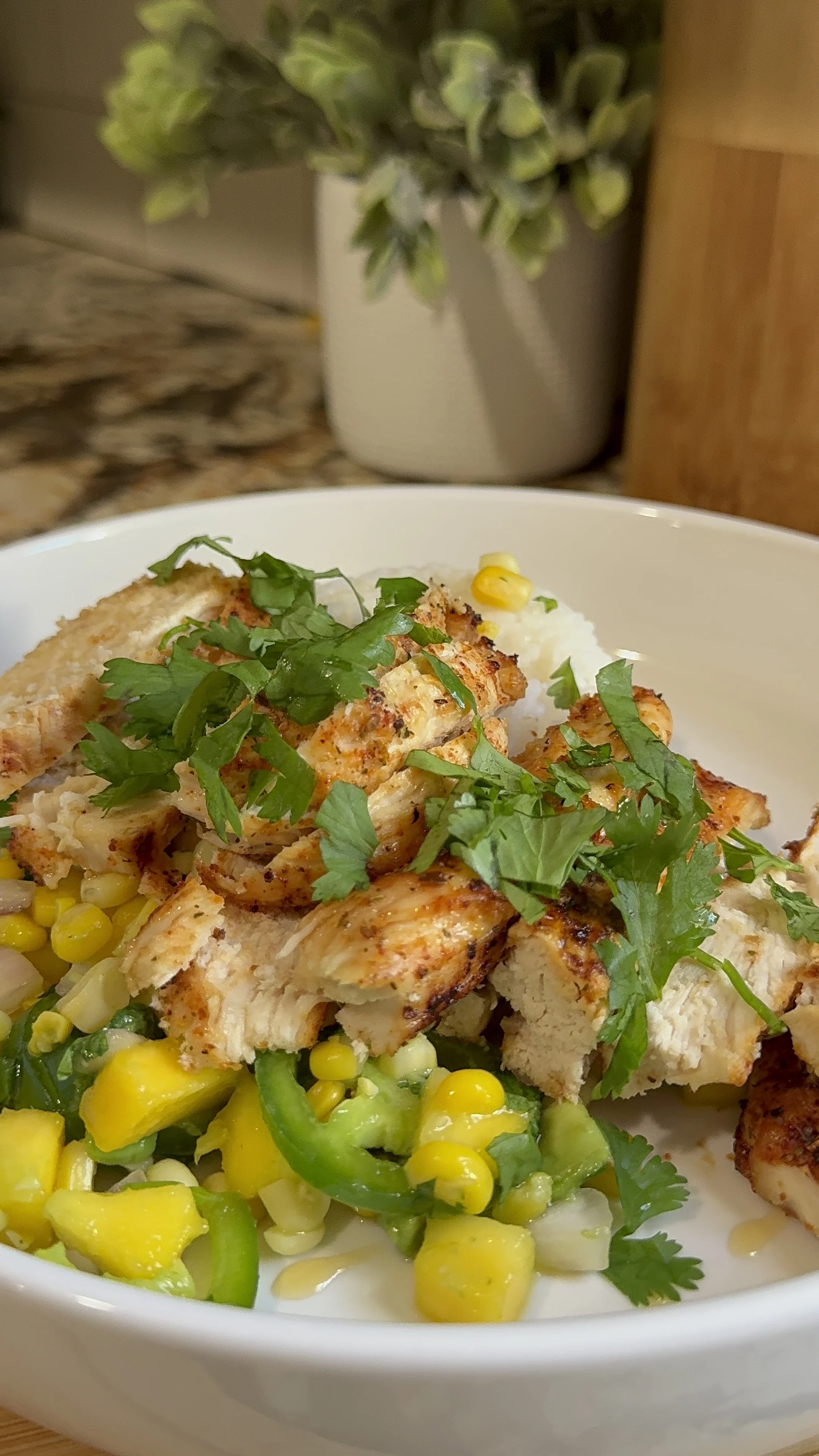 mango-corn-salsa-chicken-bowls