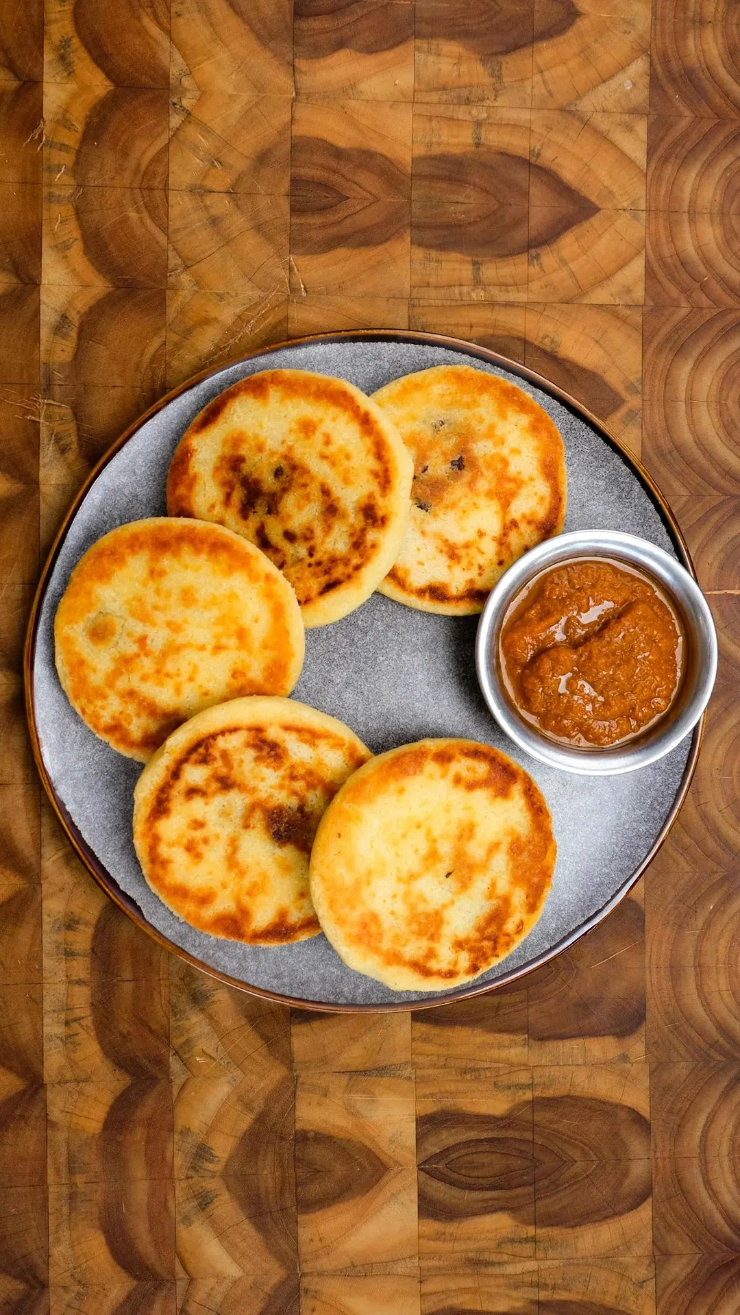 arepas-rellenas-stuffed-arepas