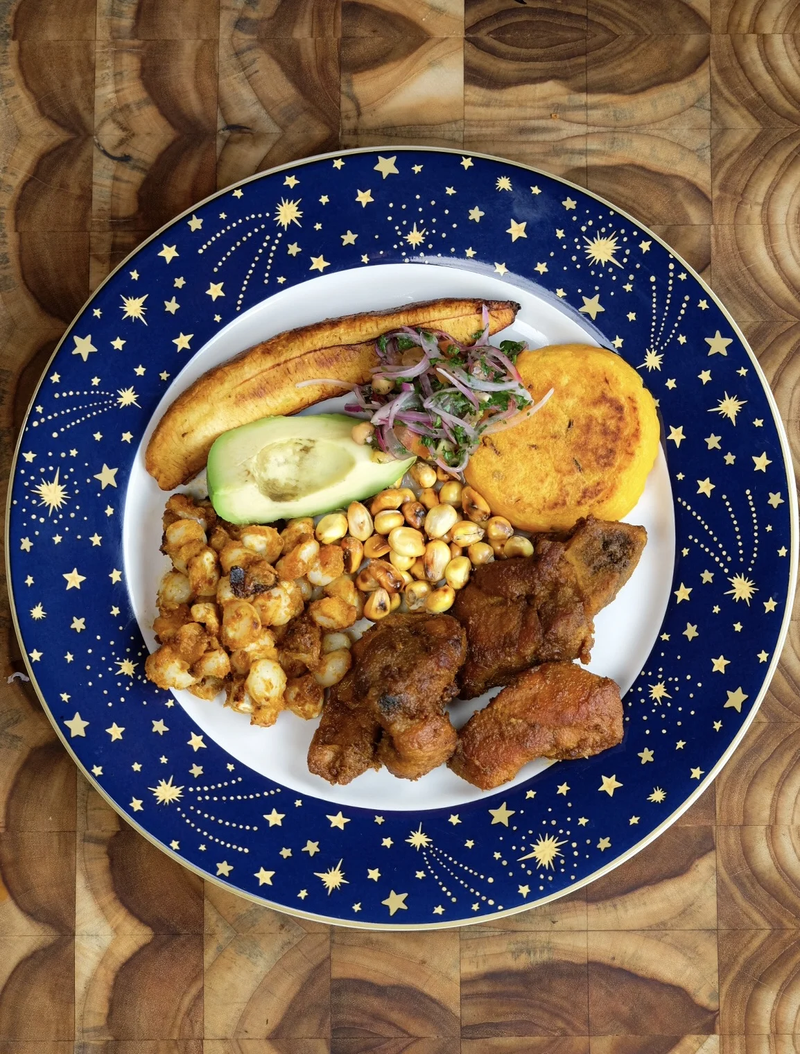 fritada-con-yapingachos-fried-with-yapingachos