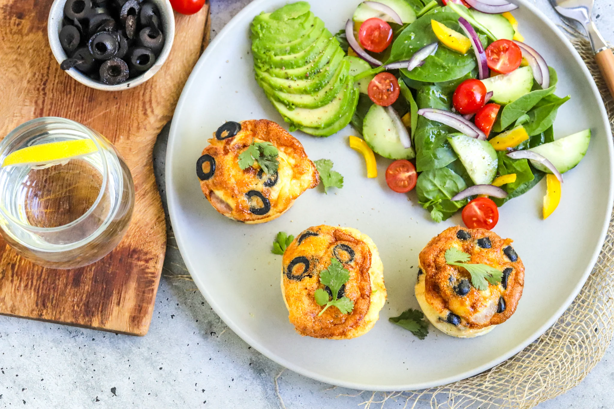 breakfast-egg-sausage-muffins