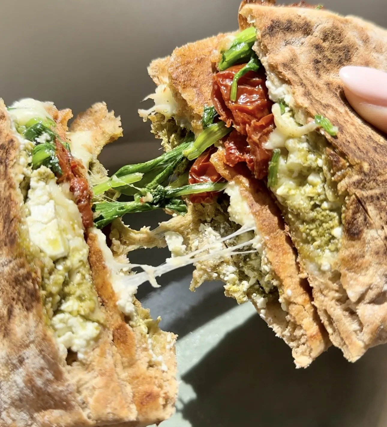 mozzarella-feta-and-pesto-grills