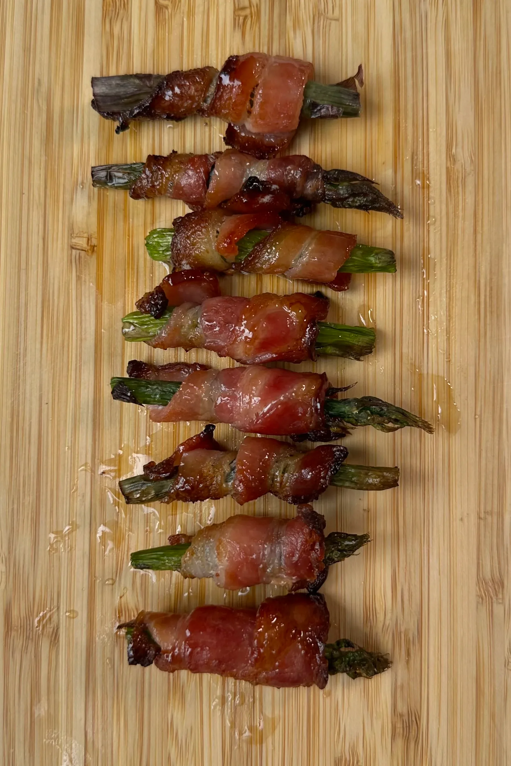maple-bacon-wrapped-asparagus-bites-(air-fryer)