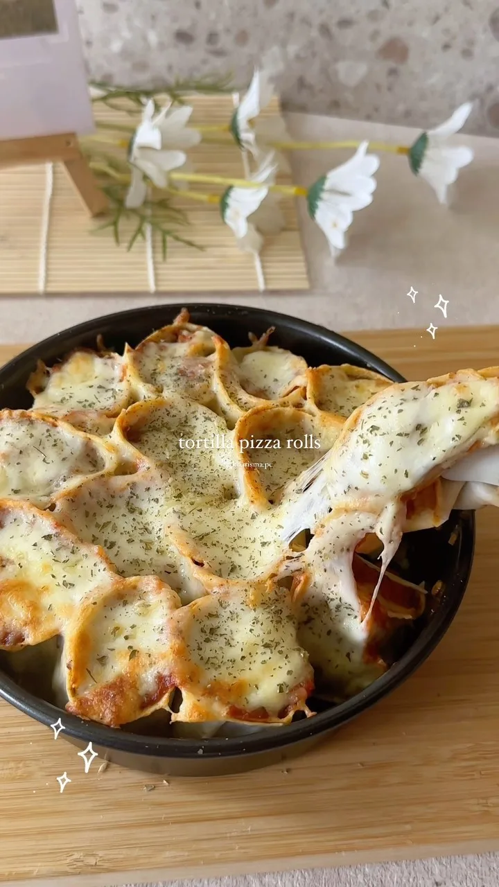 tortilla-pizza-rolls