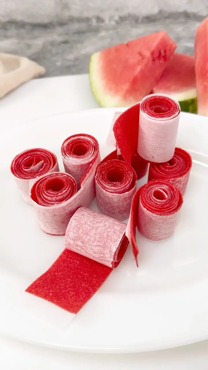 watermelon-fruit-roll-ups