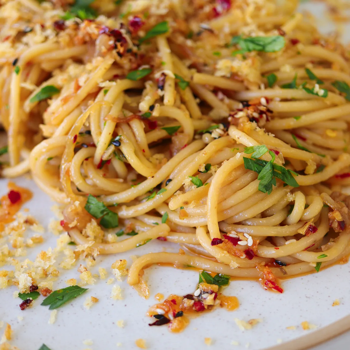 simple-caramelized-onion-pasta-recipe