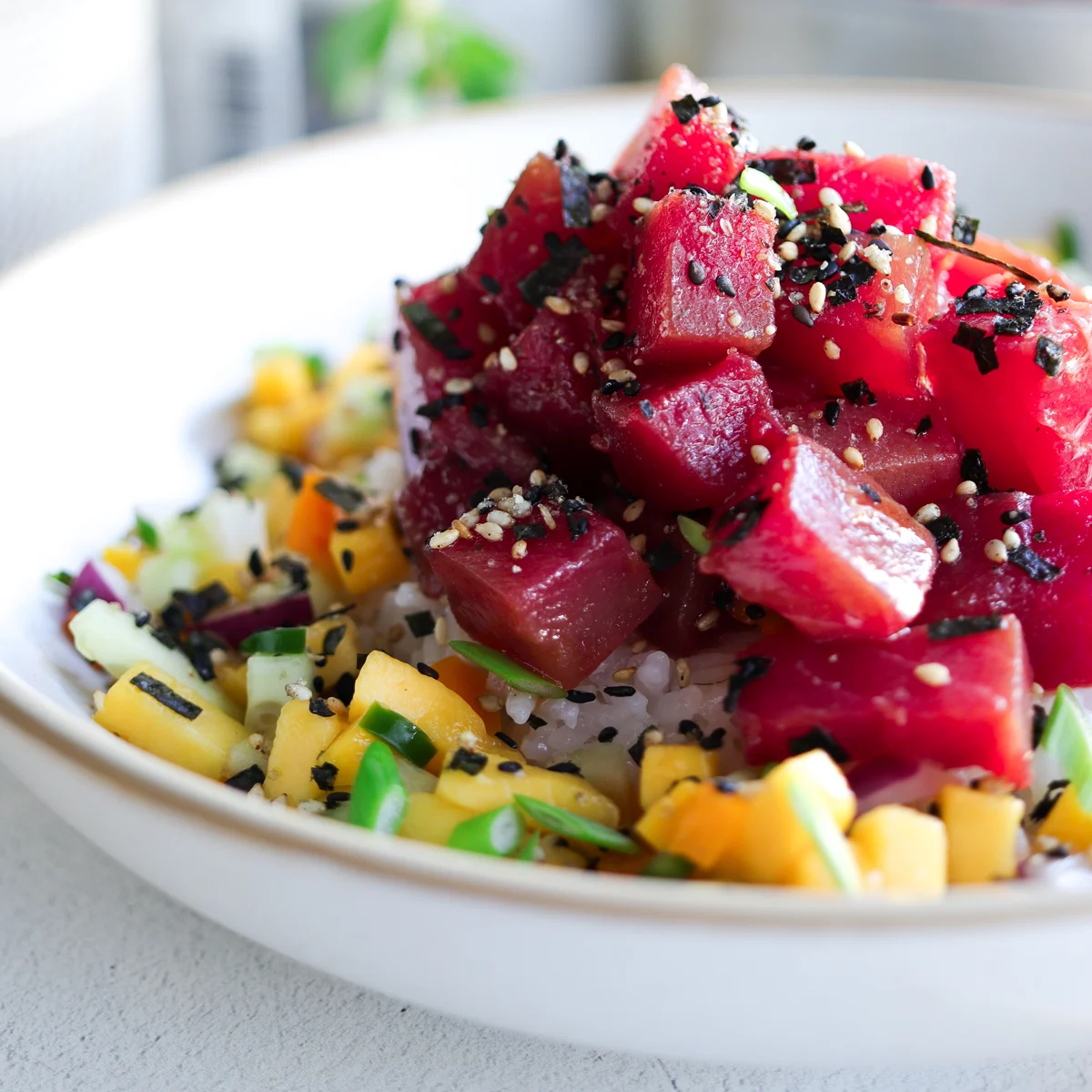 the-best-healthy-tuna-poke-bowl-(30-minute-recipe)