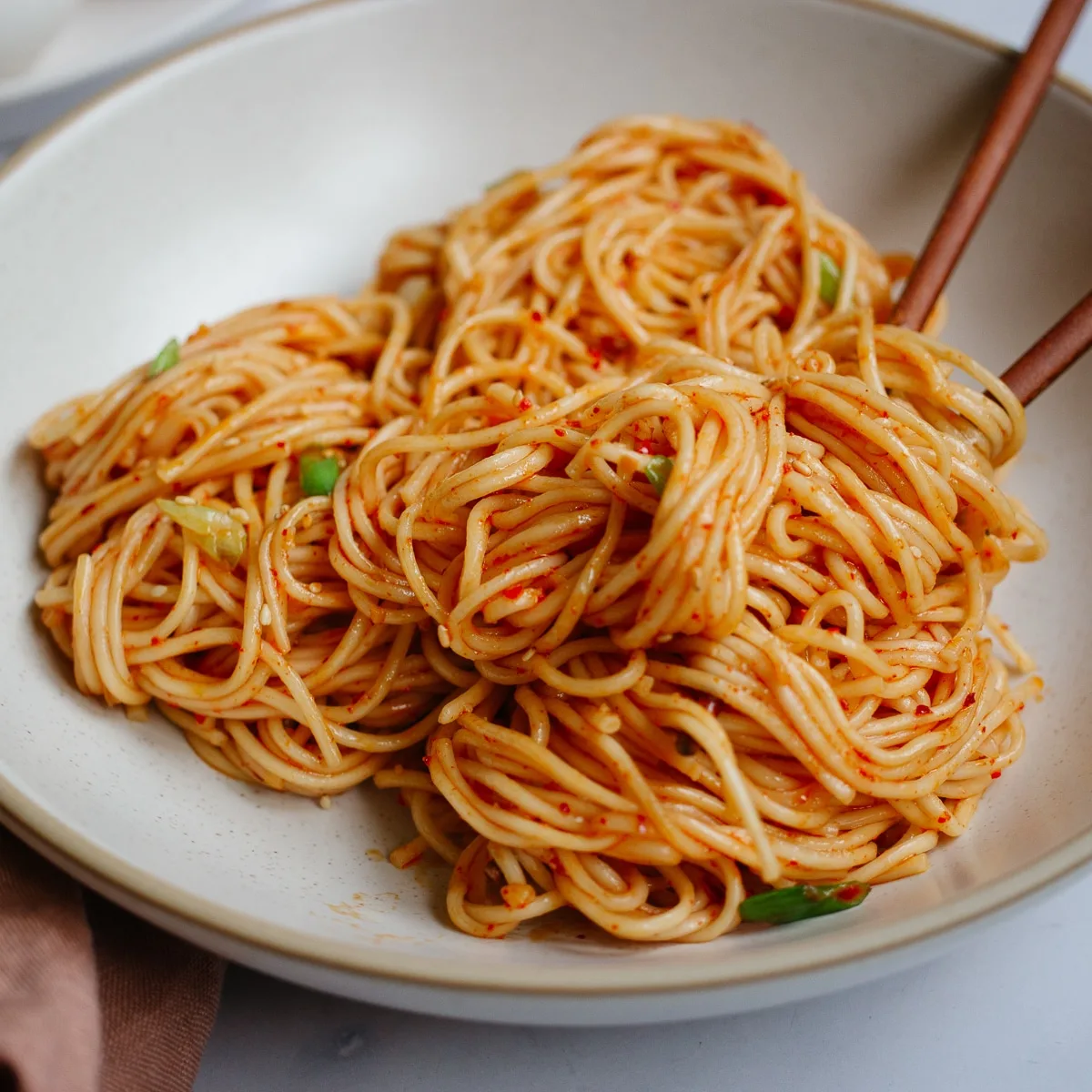 chili-garlic-noodles-(ready-in-10-minutes)