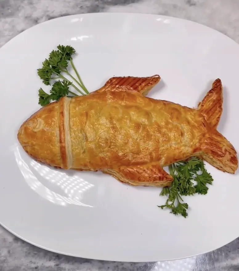 salmon-en-croute