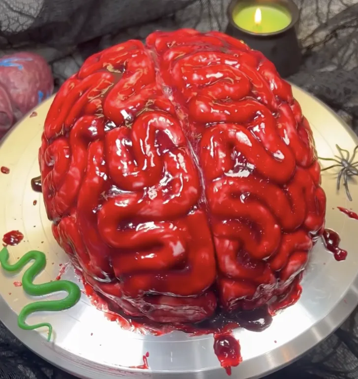 bloody-brain-cake
